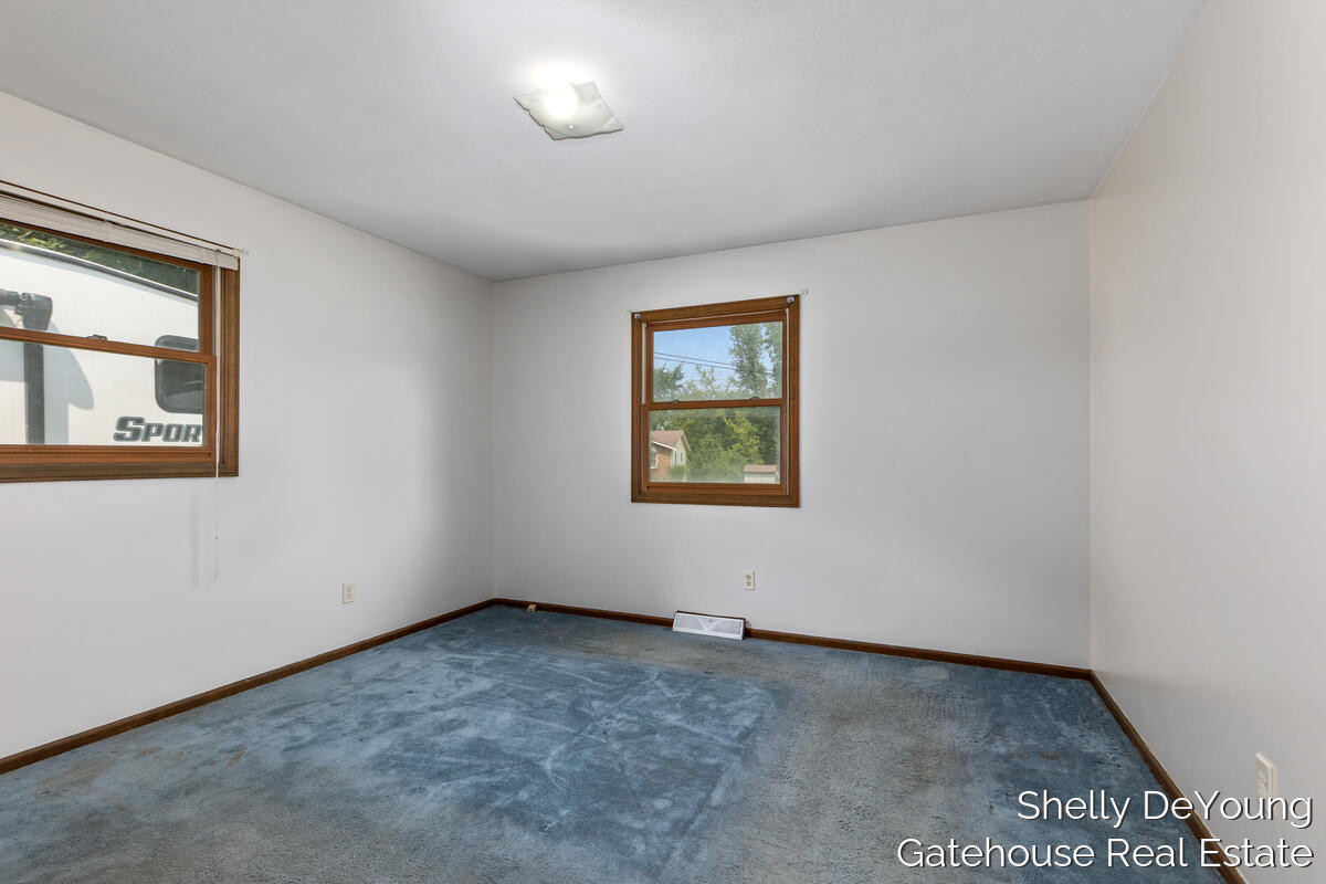 3078 Paris Park Drive Se Property Photo 13