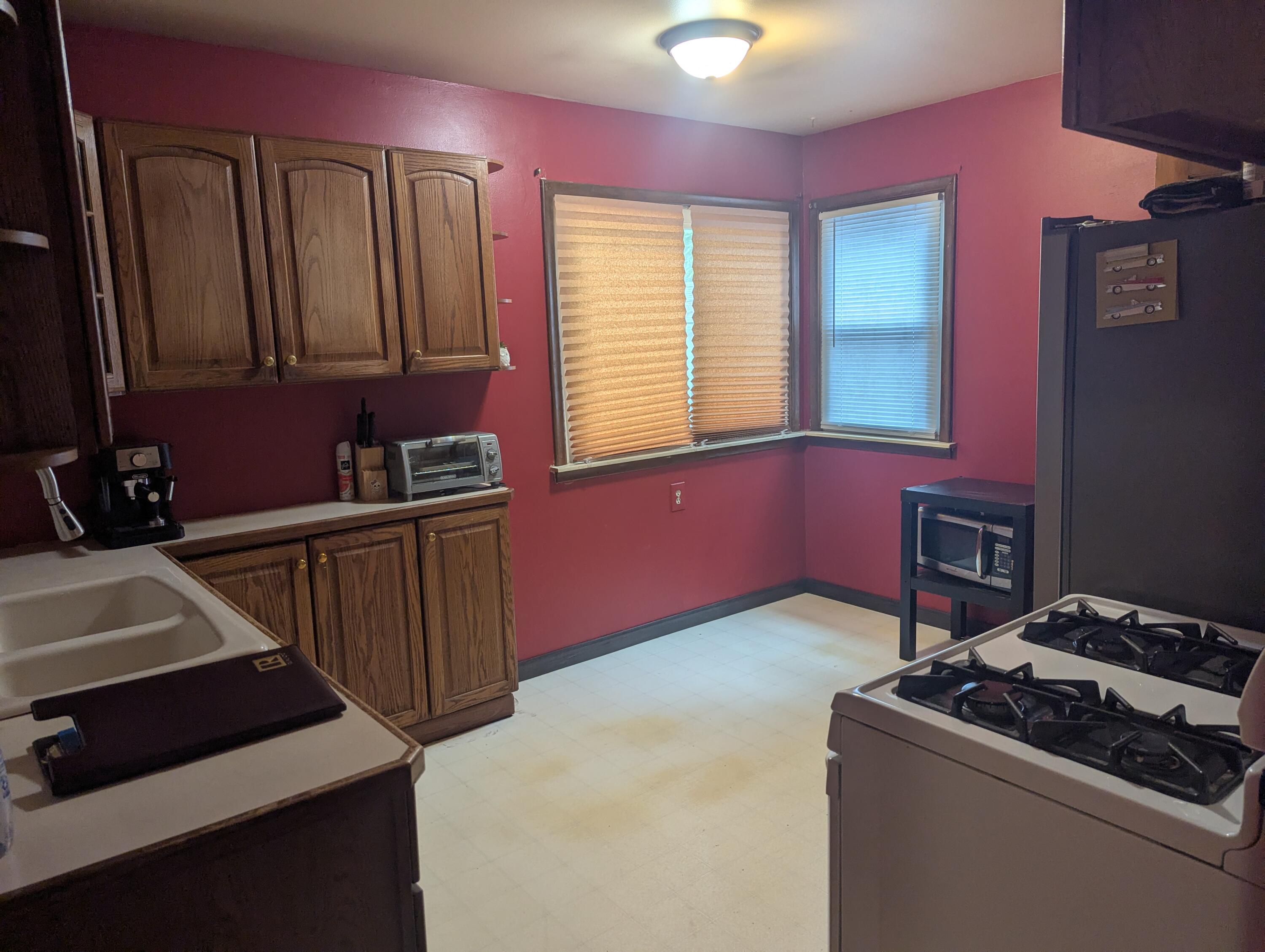 18672 Lennane Street Property Photo 5