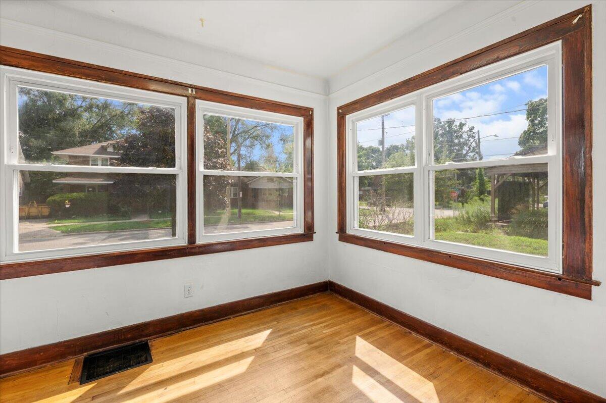 507 Elliott Street Se Property Photo 16