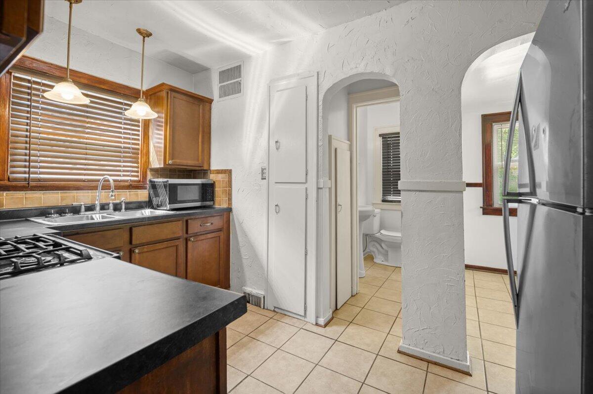 507 Elliott Street Se Property Photo 24