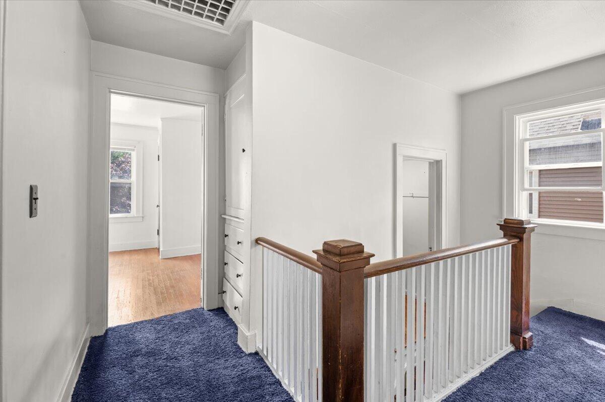 507 Elliott Street Se Property Photo 32