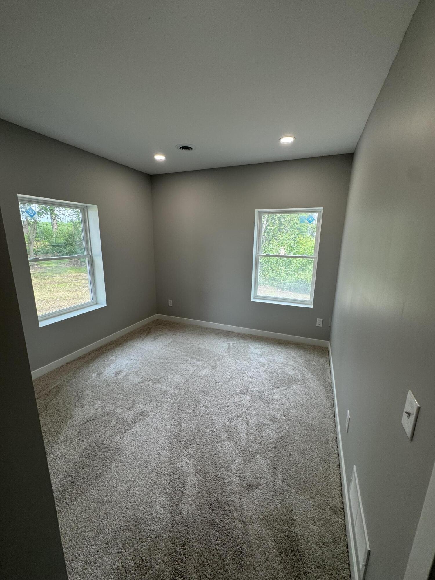 10833 Hoffman Road Property Photo 5
