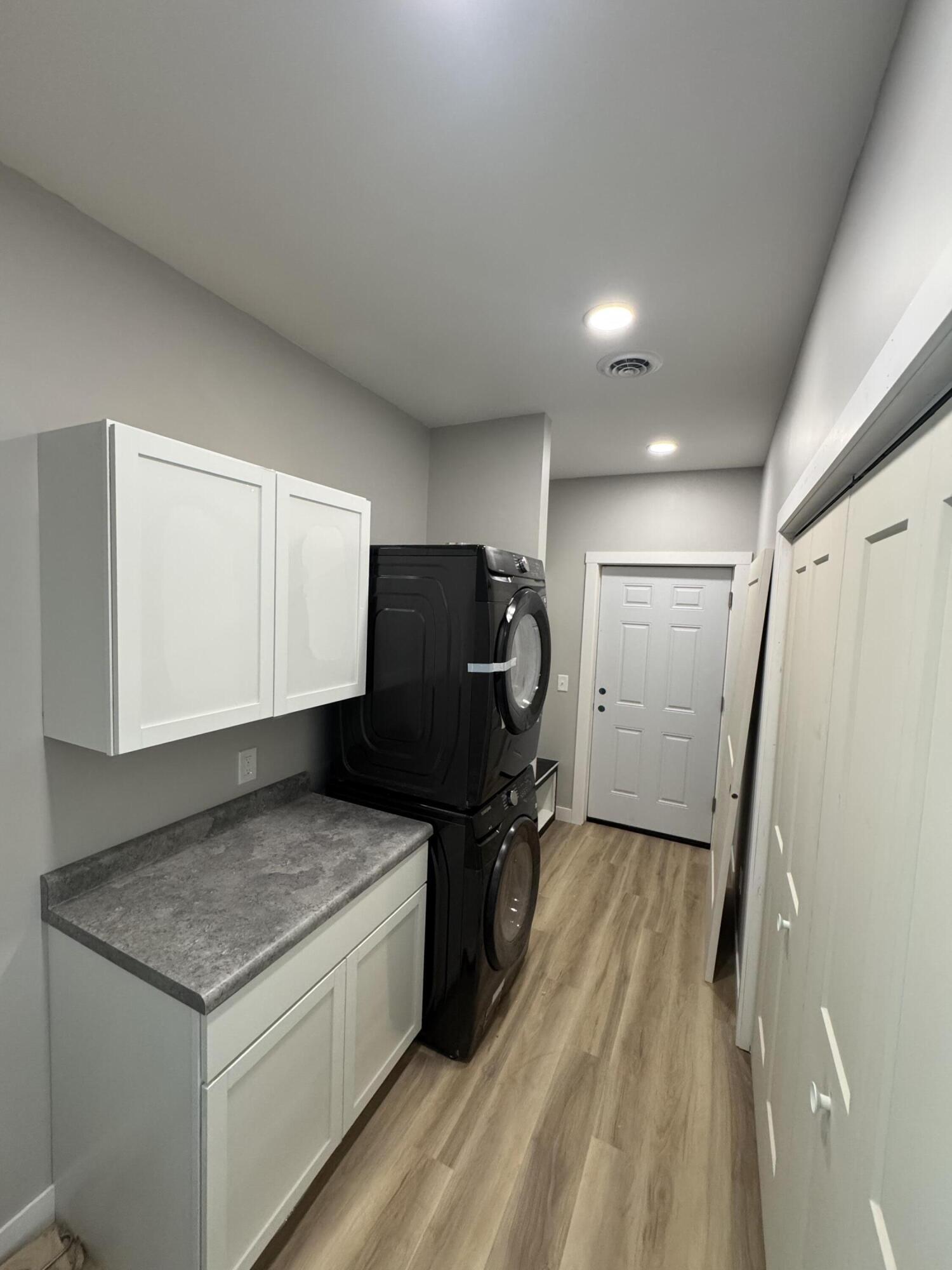 10833 Hoffman Road Property Photo 6