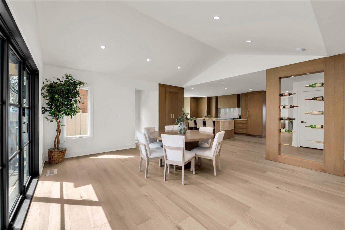 1323 Washington Boulevard Property Photo 20
