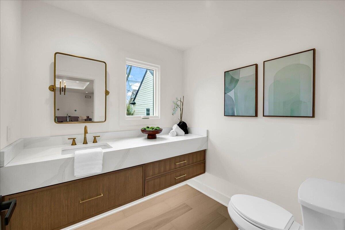 1323 Washington Boulevard Property Photo 21