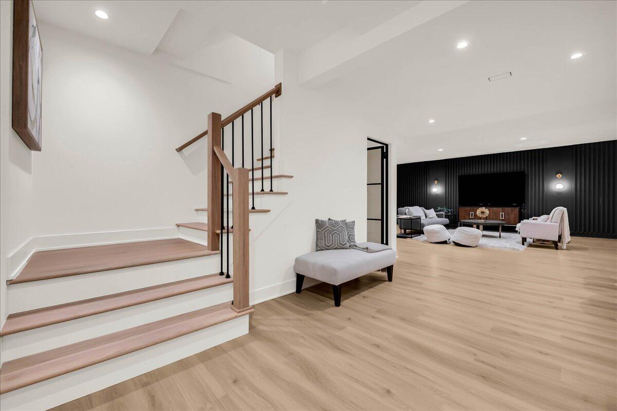1323 Washington Boulevard Property Photo 46