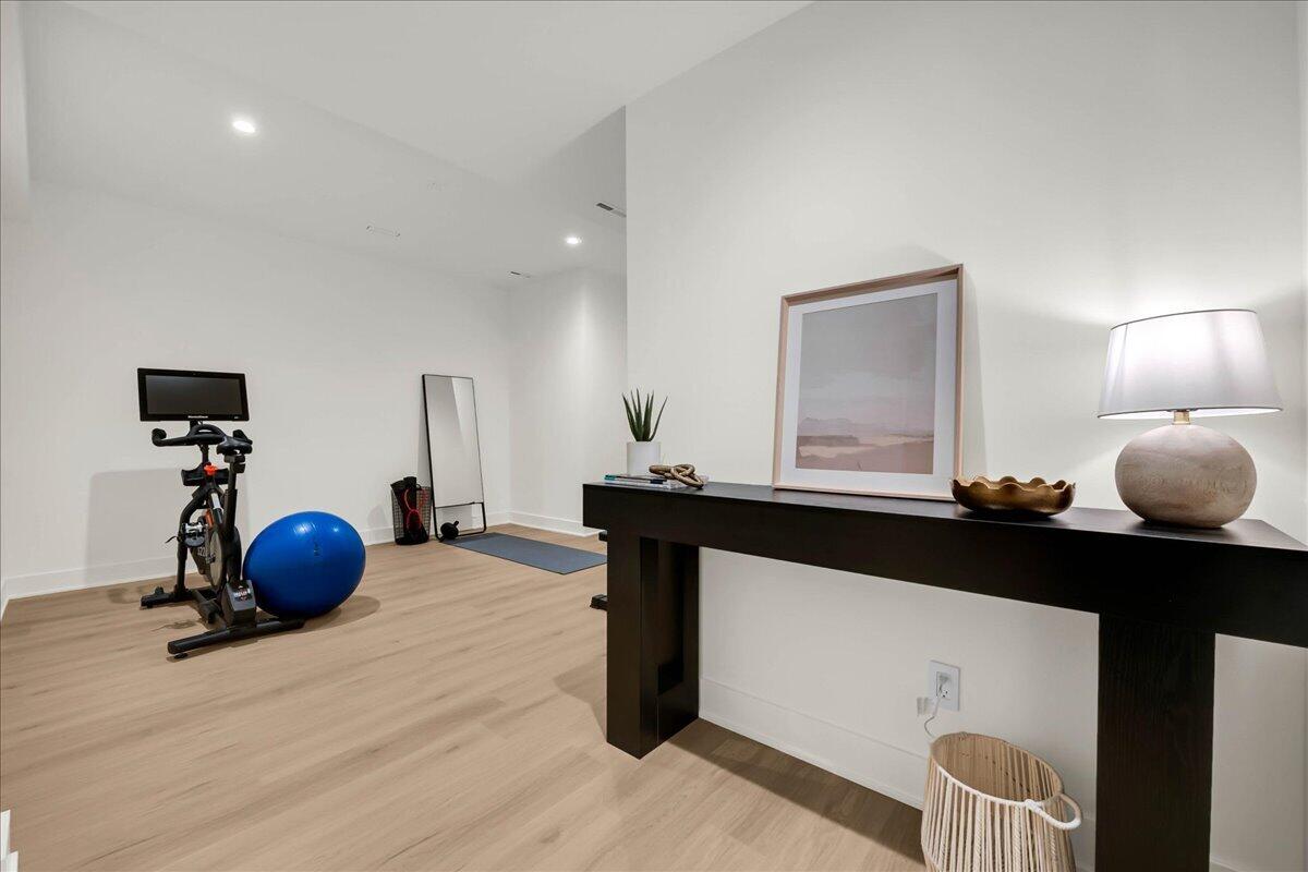 1323 Washington Boulevard Property Photo 53