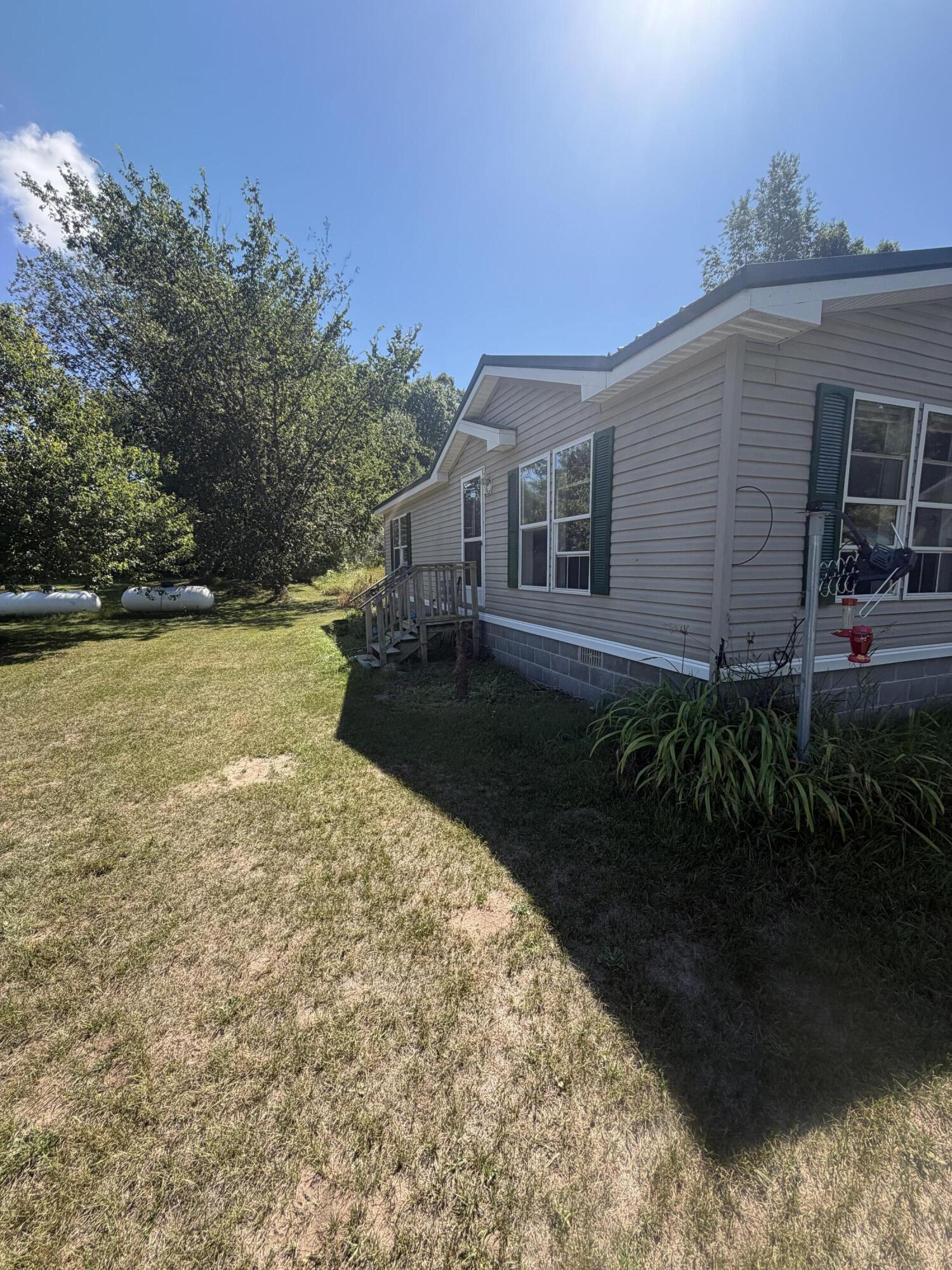 1887 E Fish Road Property Photo 4