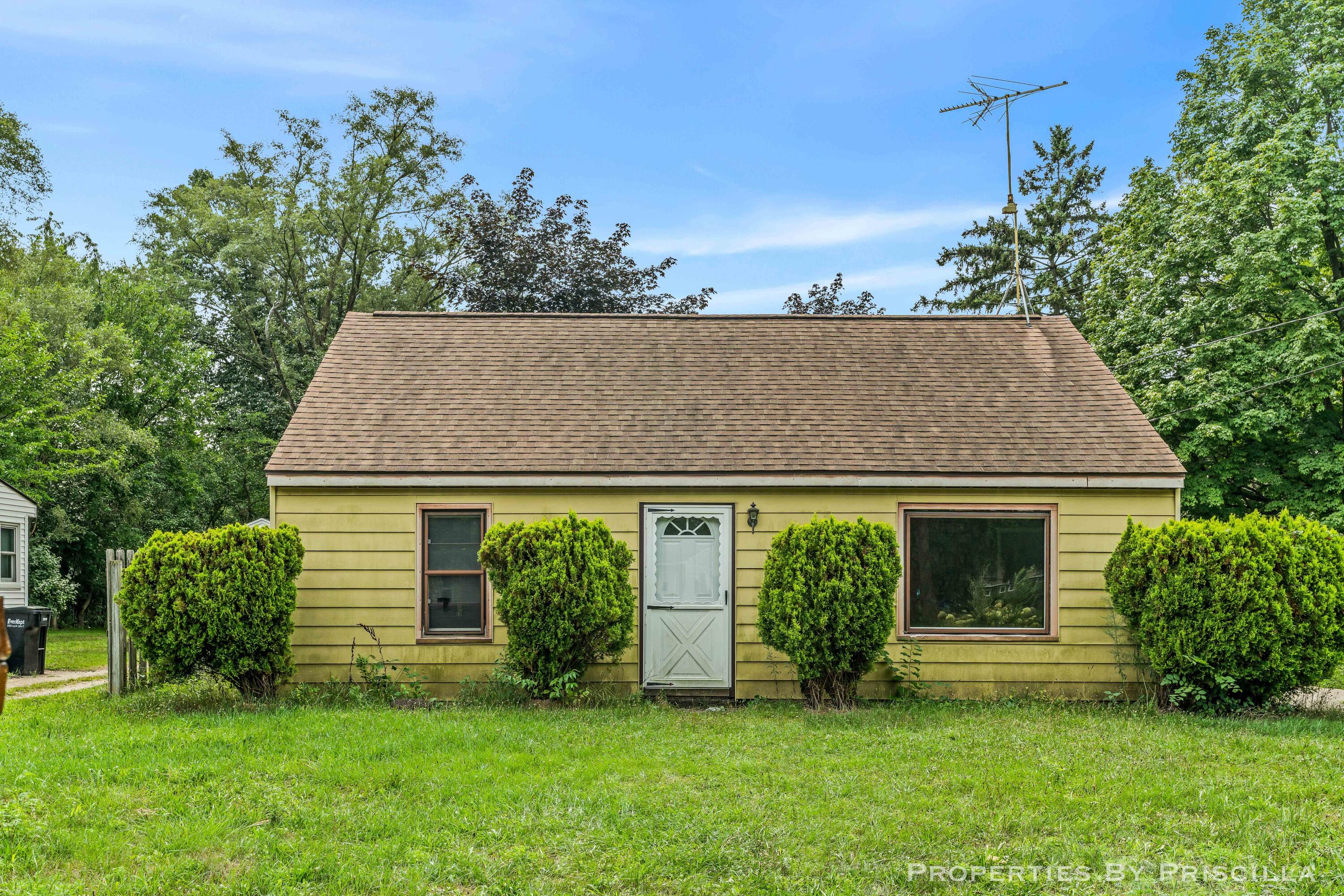 348 Ridgewood Street Se Property Photo 8