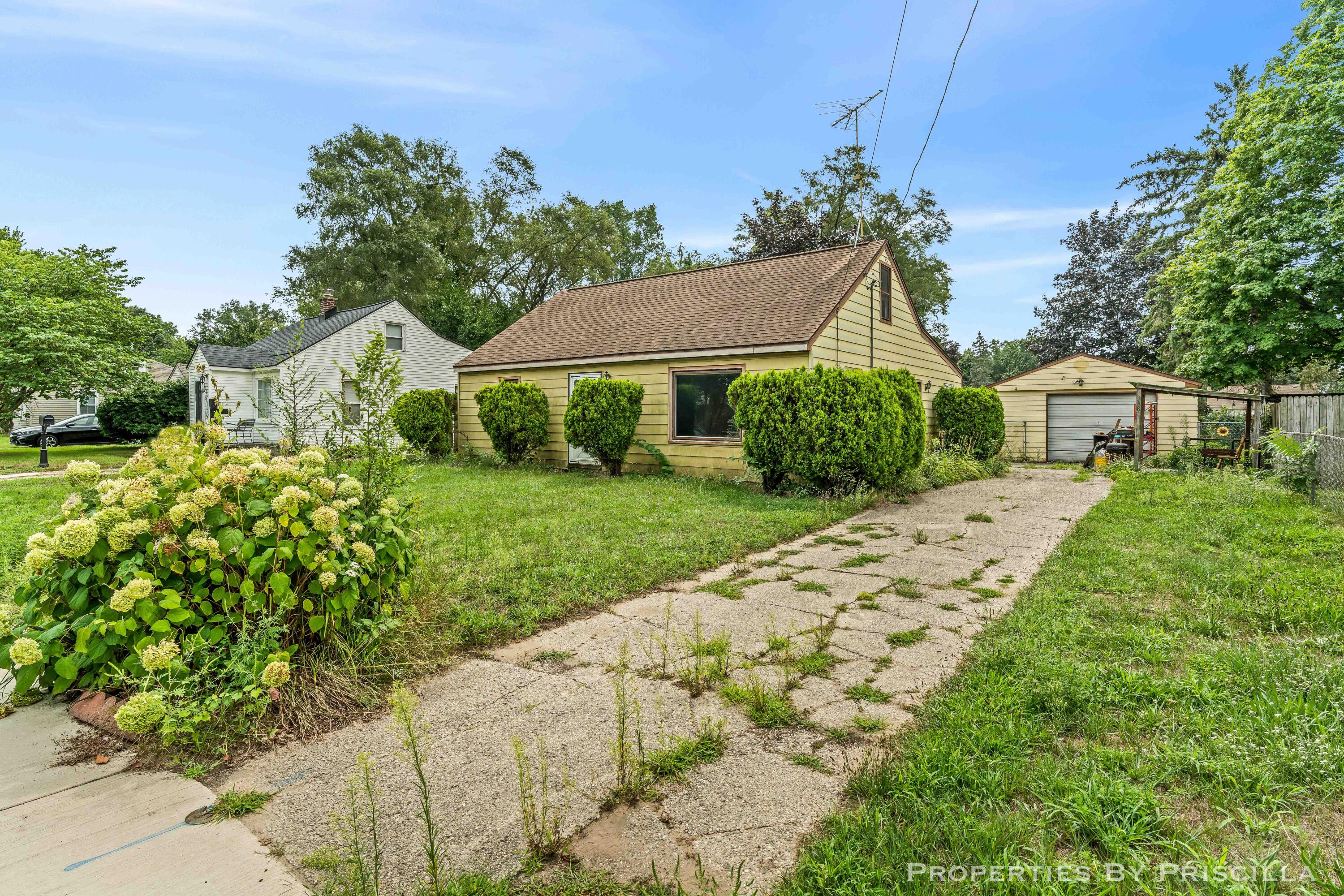 348 Ridgewood Street Se Property Photo 10