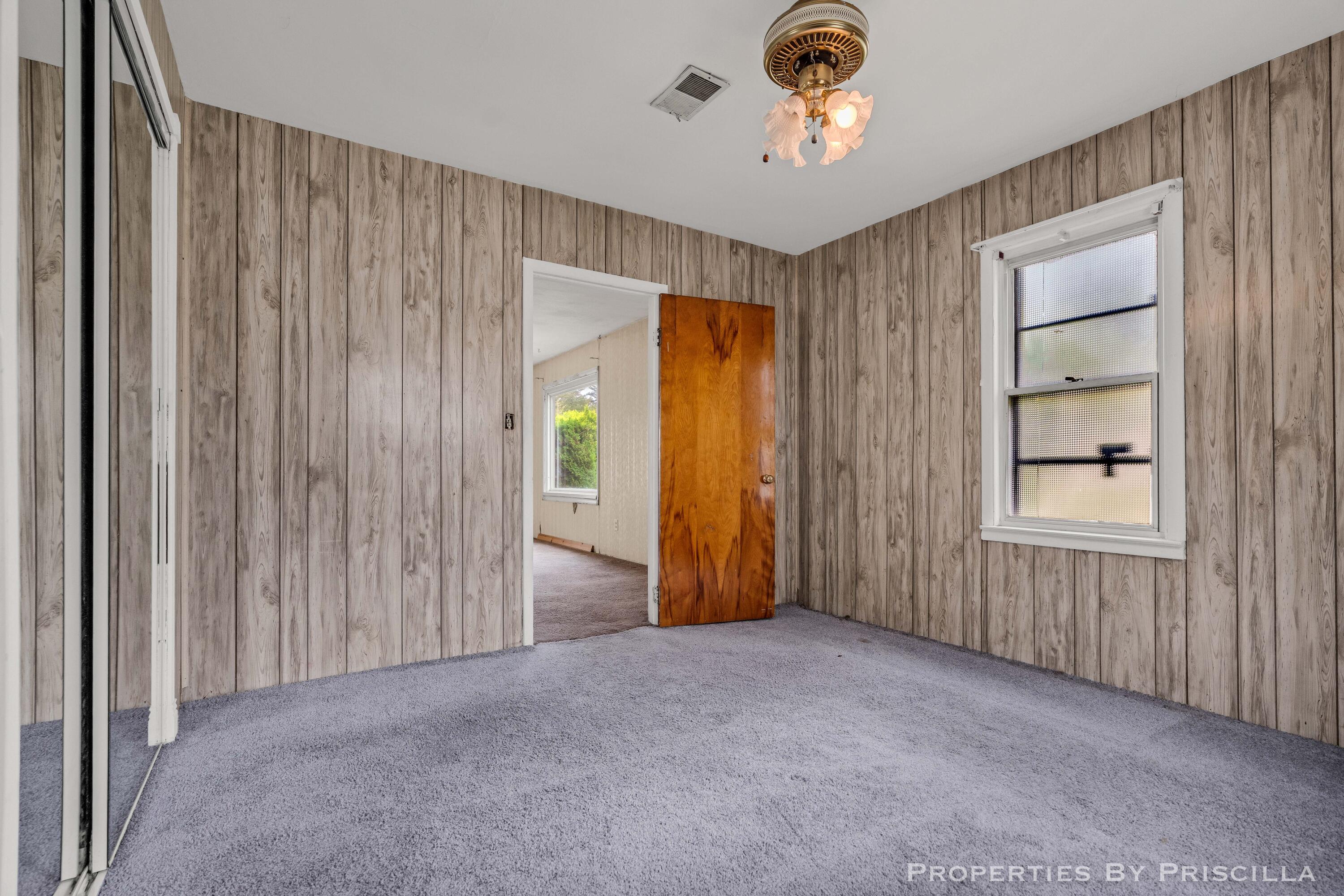 348 Ridgewood Street Se Property Photo 22