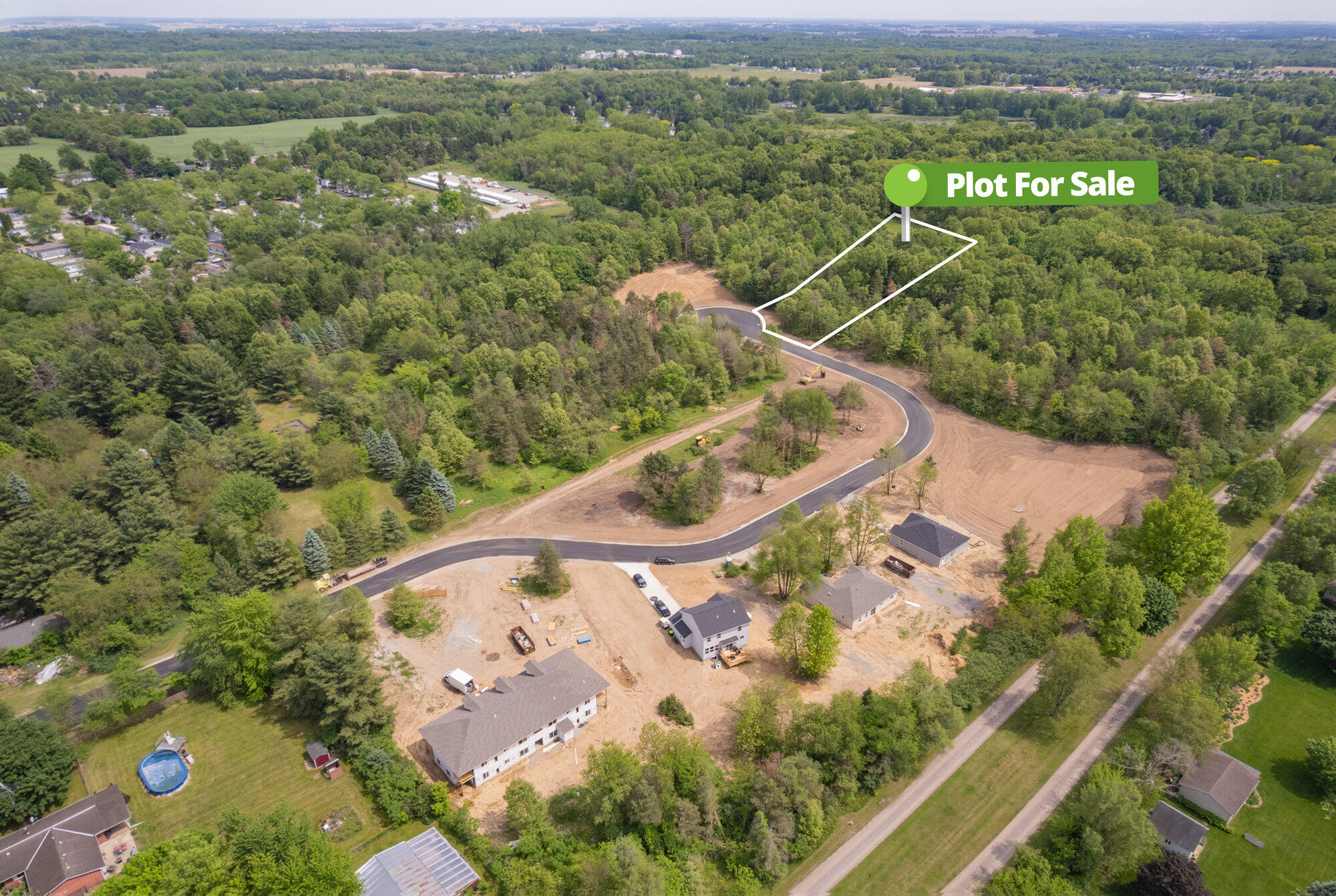 4 Gady Pines Drive Property Photo 1