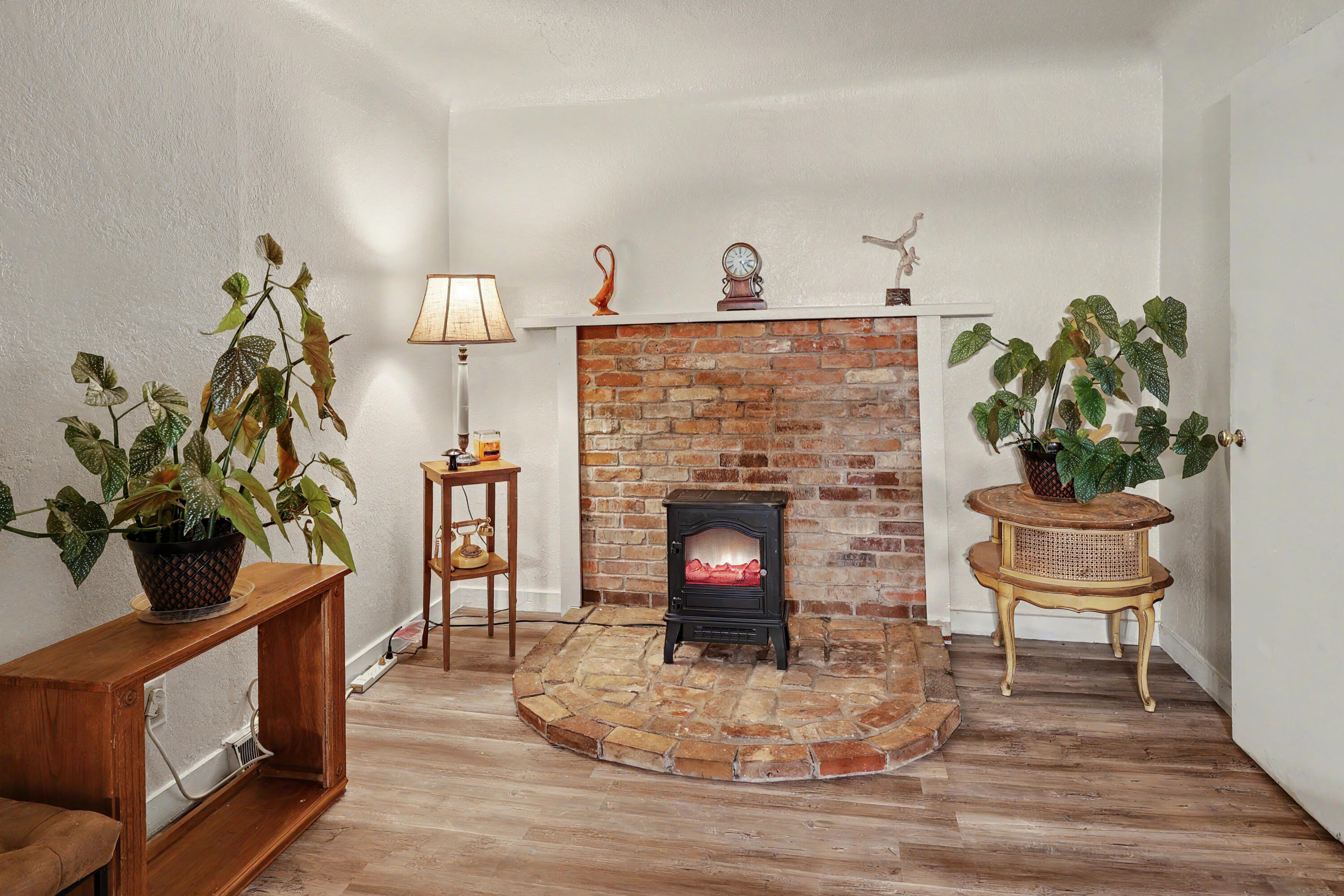 3985 S Peacock Trail Property Photo 6