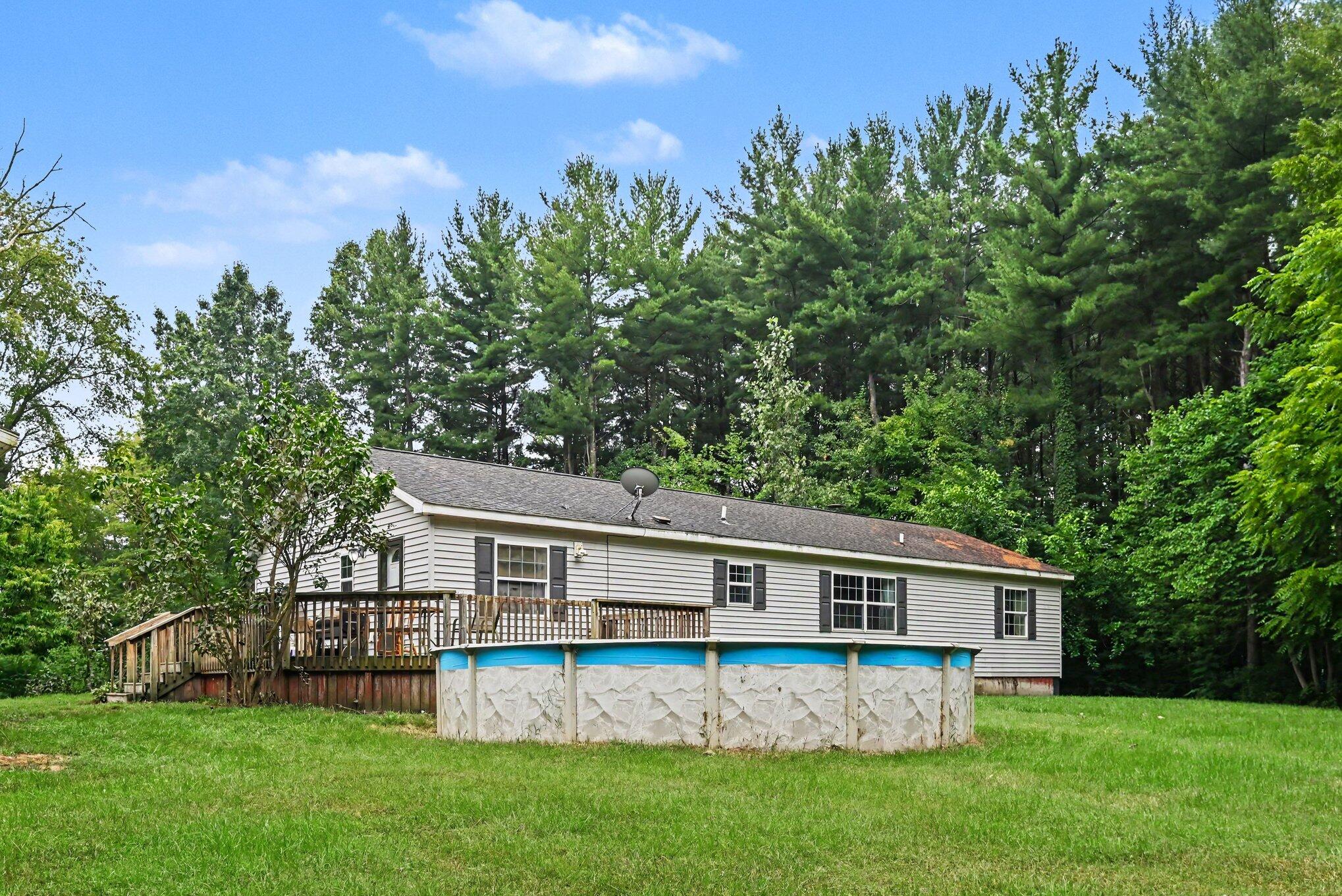 6113 102nd Avenue Property Photo 3