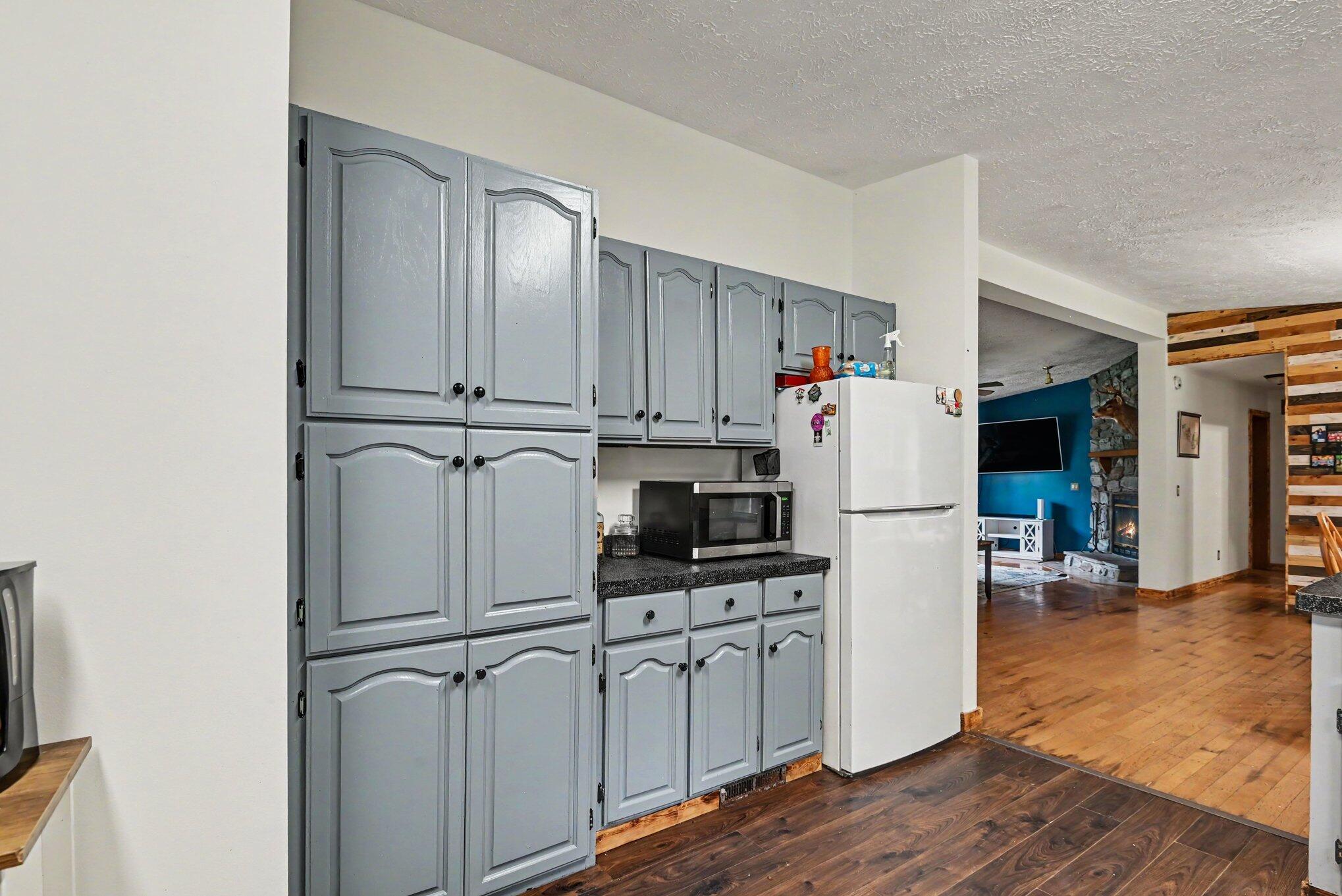 6113 102nd Avenue Property Photo 12
