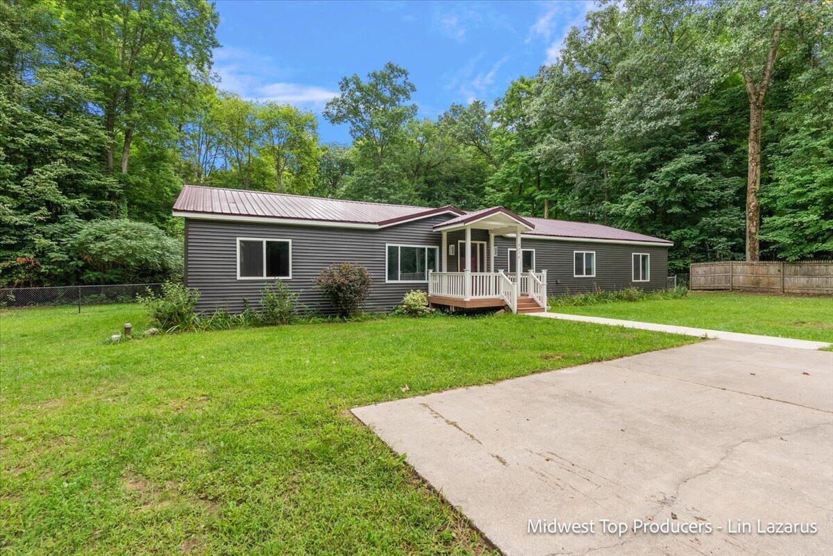 8270 Bradley Road Property Photo 8