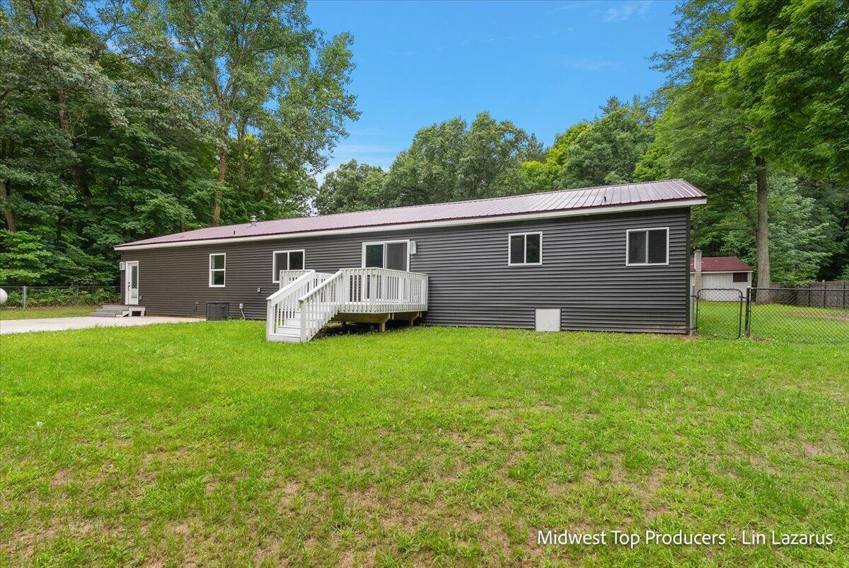 8270 Bradley Road Property Photo 15