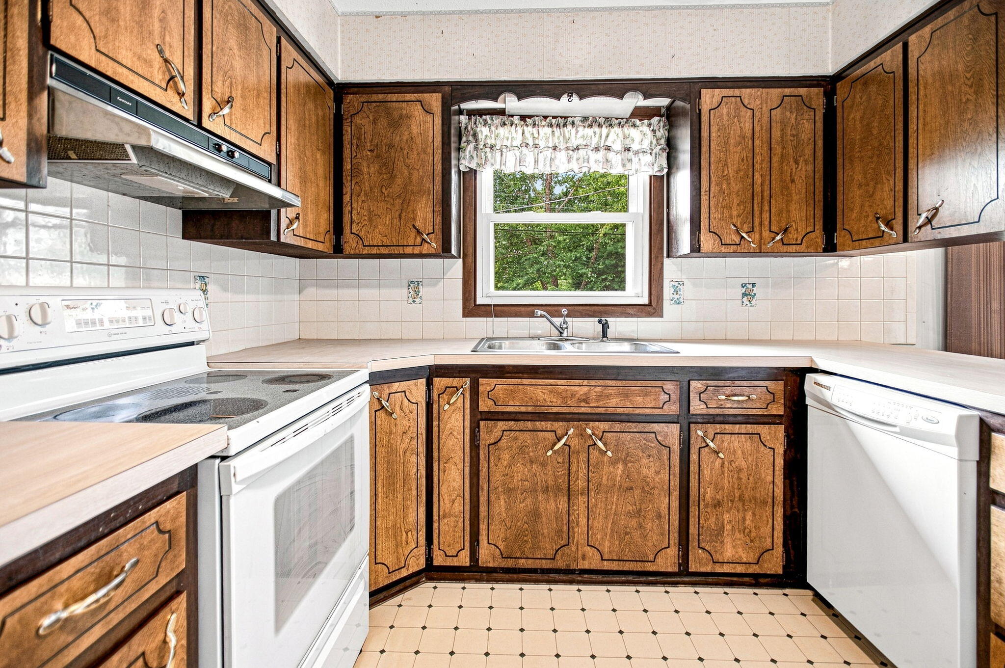 1356 Wilson Road Property Photo 8