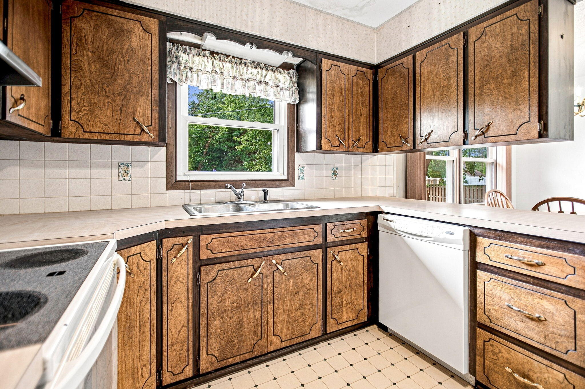 1356 Wilson Road Property Photo 9