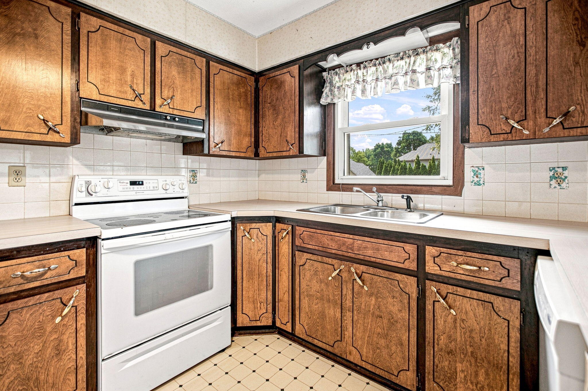1356 Wilson Road Property Photo 10