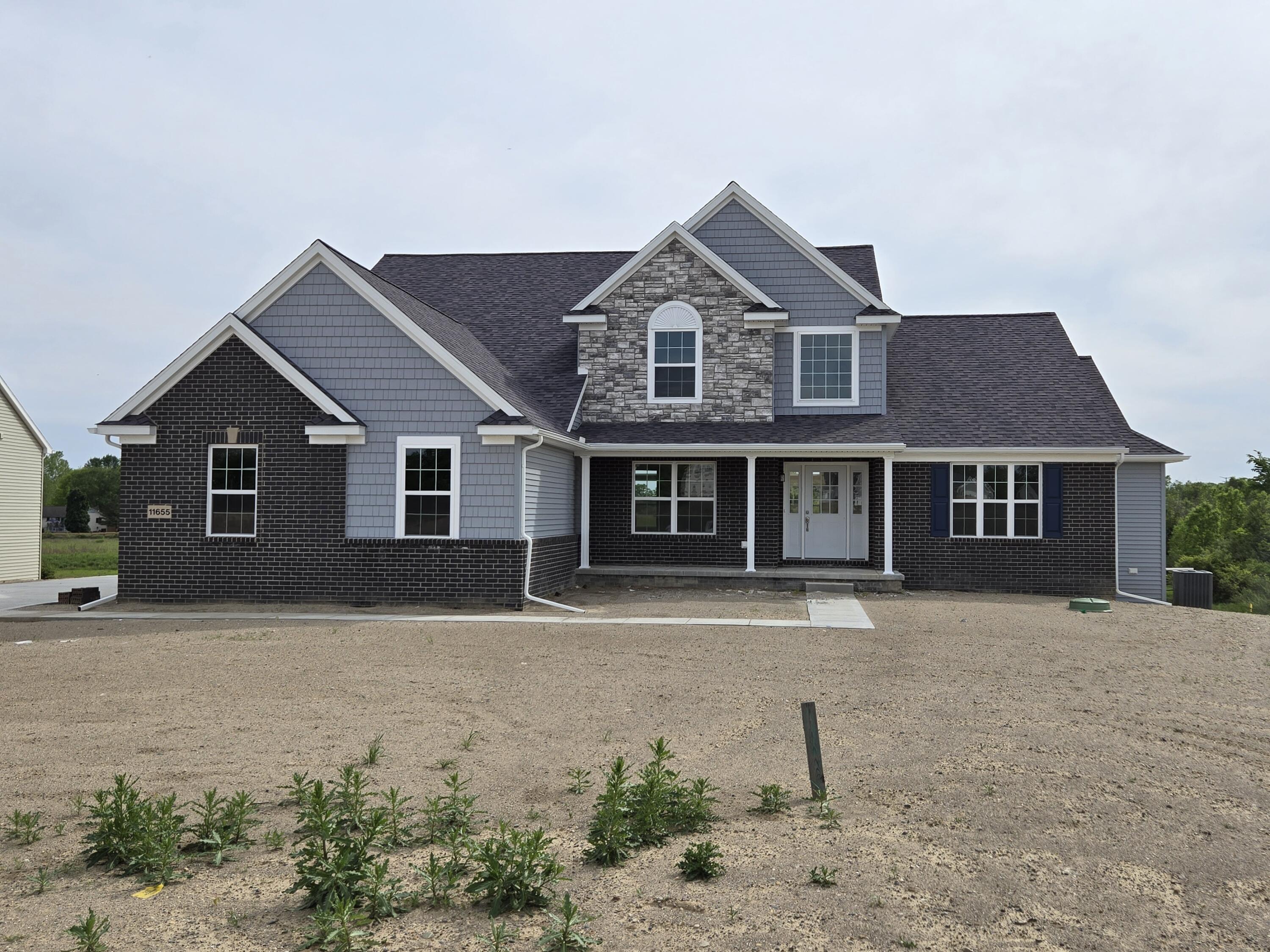 11765 Hillside Drive Property Photo 1