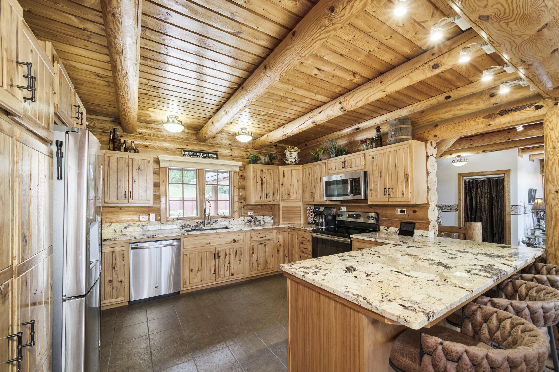 302 E Kott Road Property Photo 7