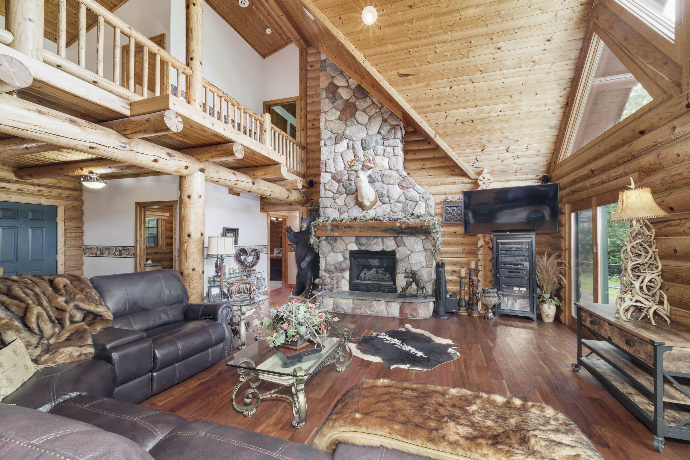 302 E Kott Road Property Photo 9