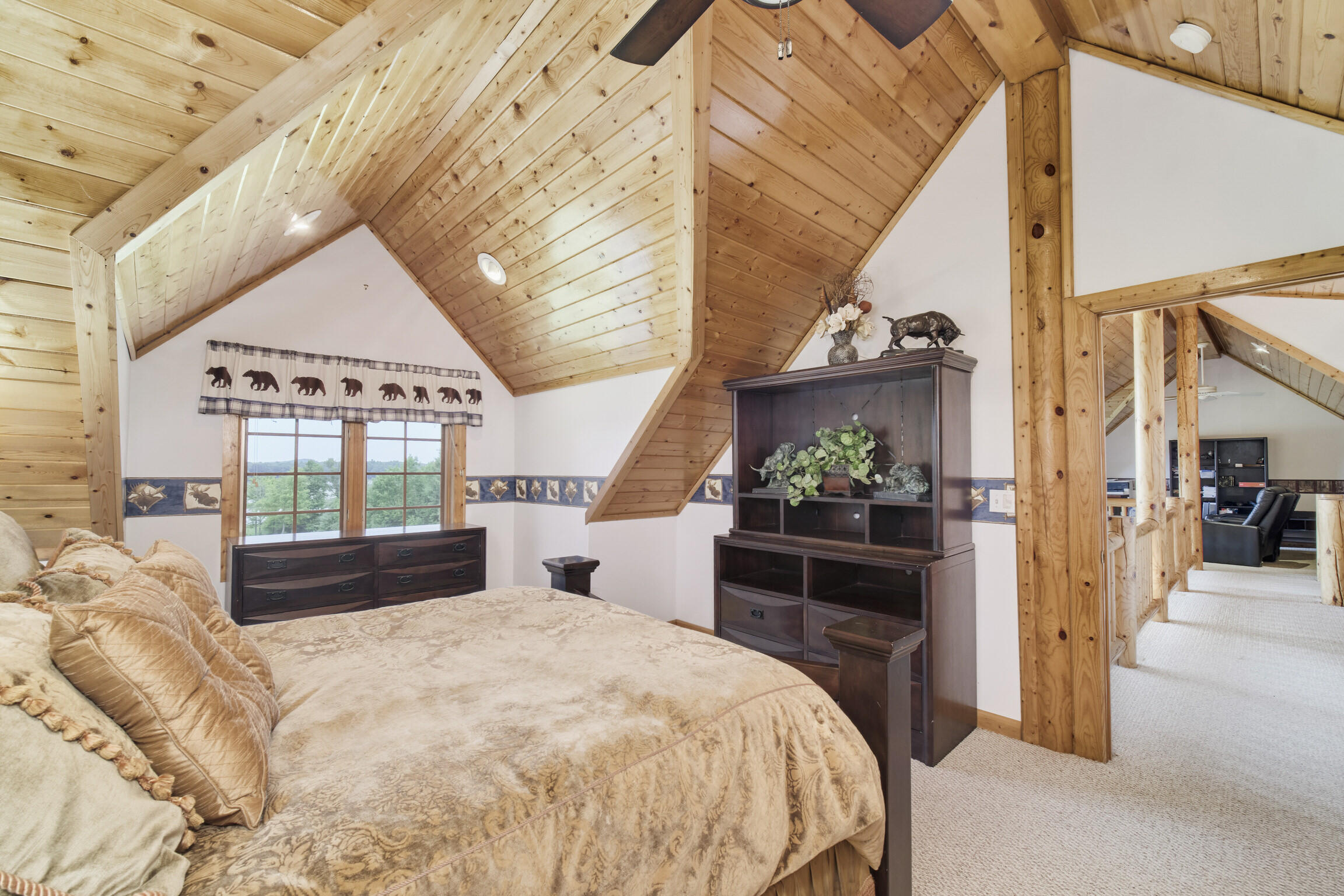302 E Kott Road Property Photo 36