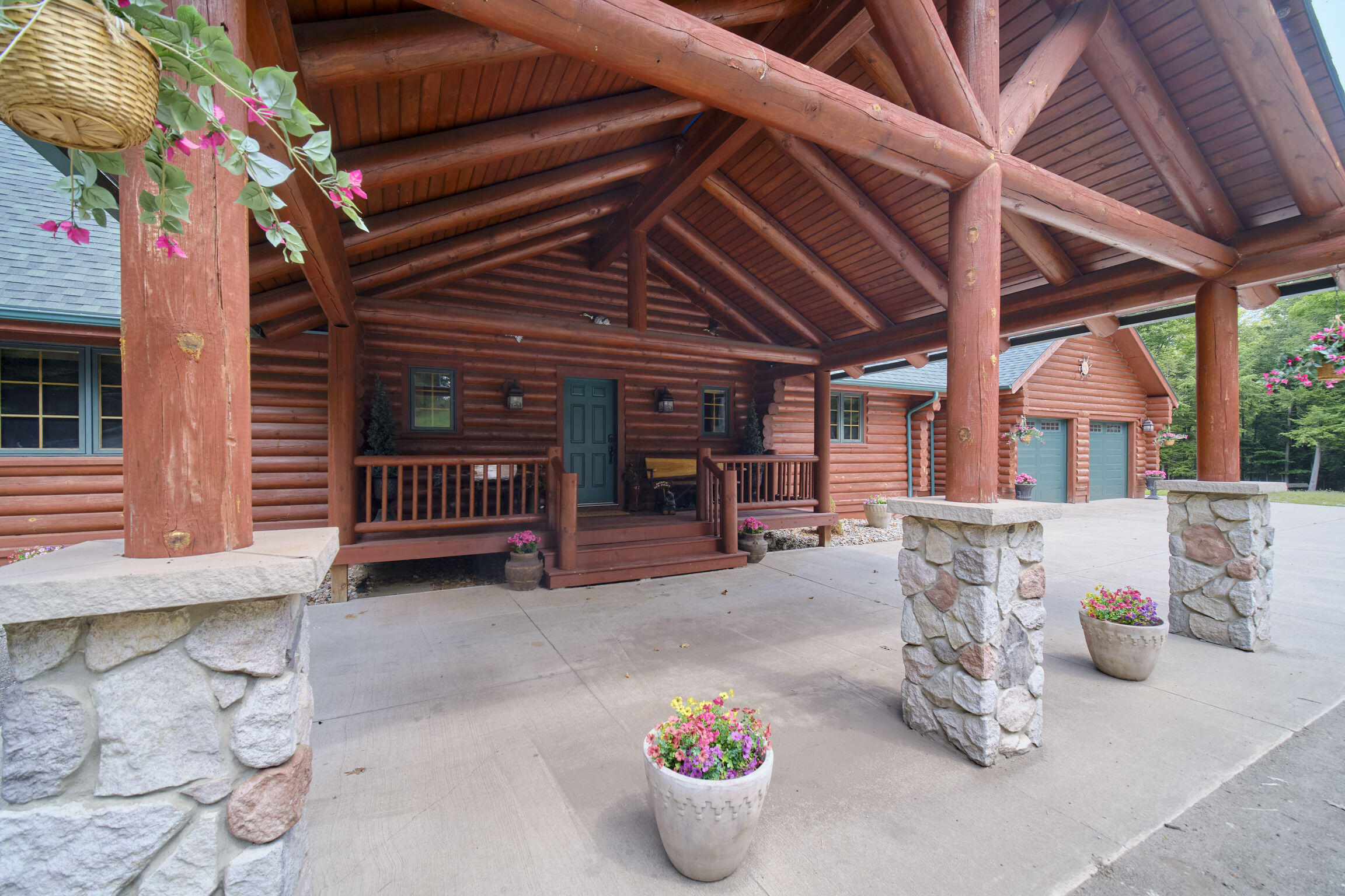 302 E Kott Road Property Photo 62