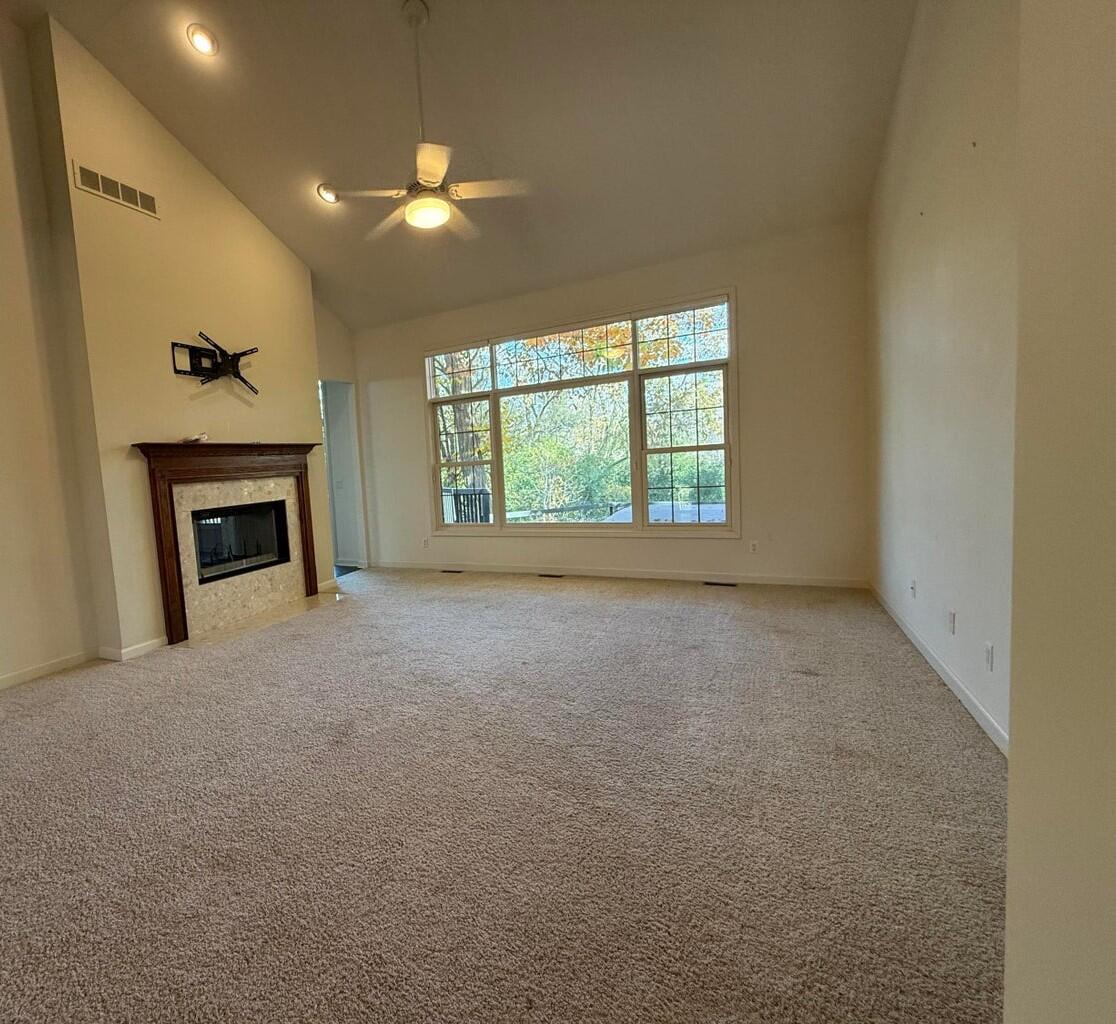 18145 Shoreline Court Property Photo 7