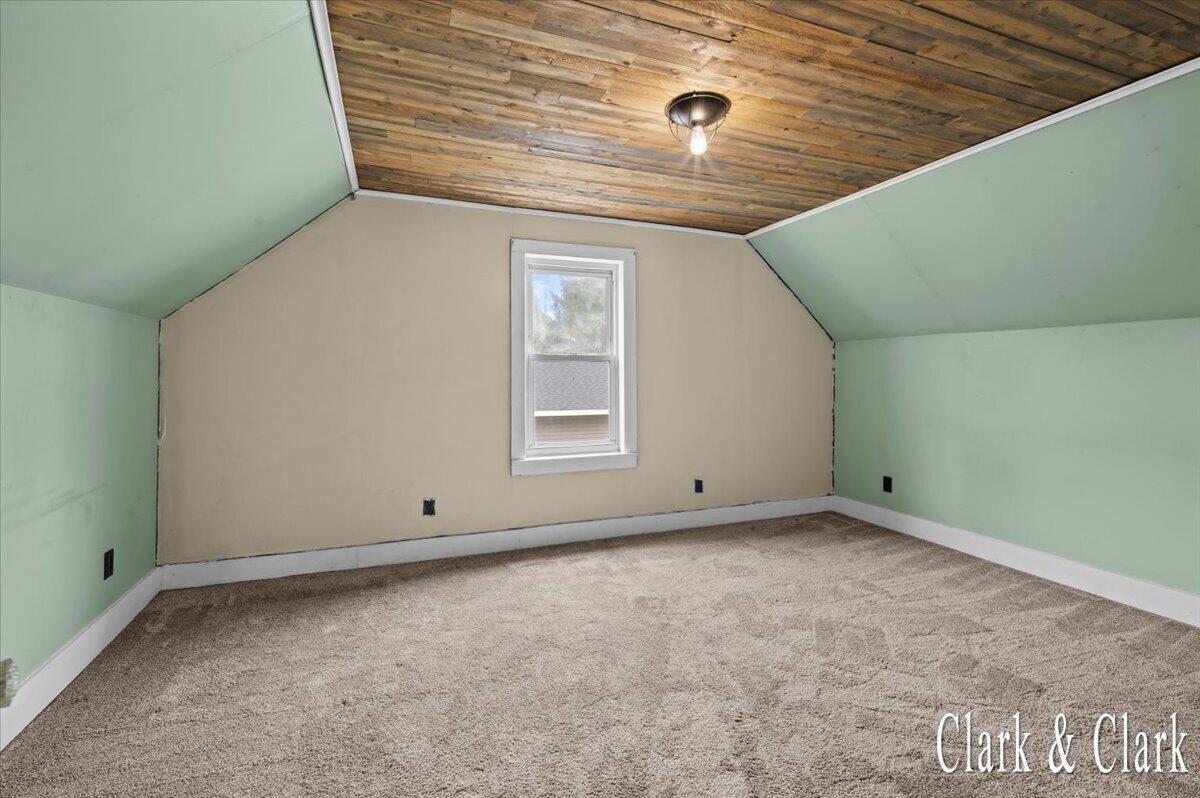 2016 E Croton Drive Property Photo 11