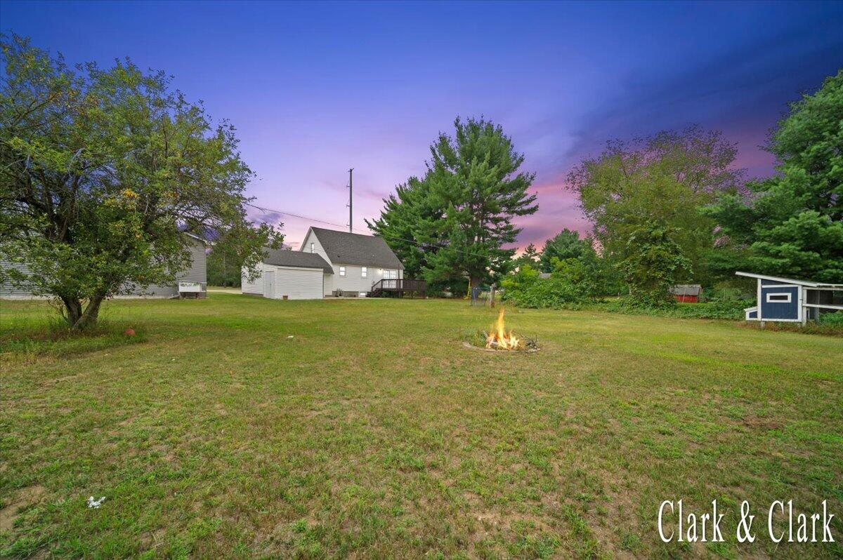 2016 E Croton Drive Property Photo 16