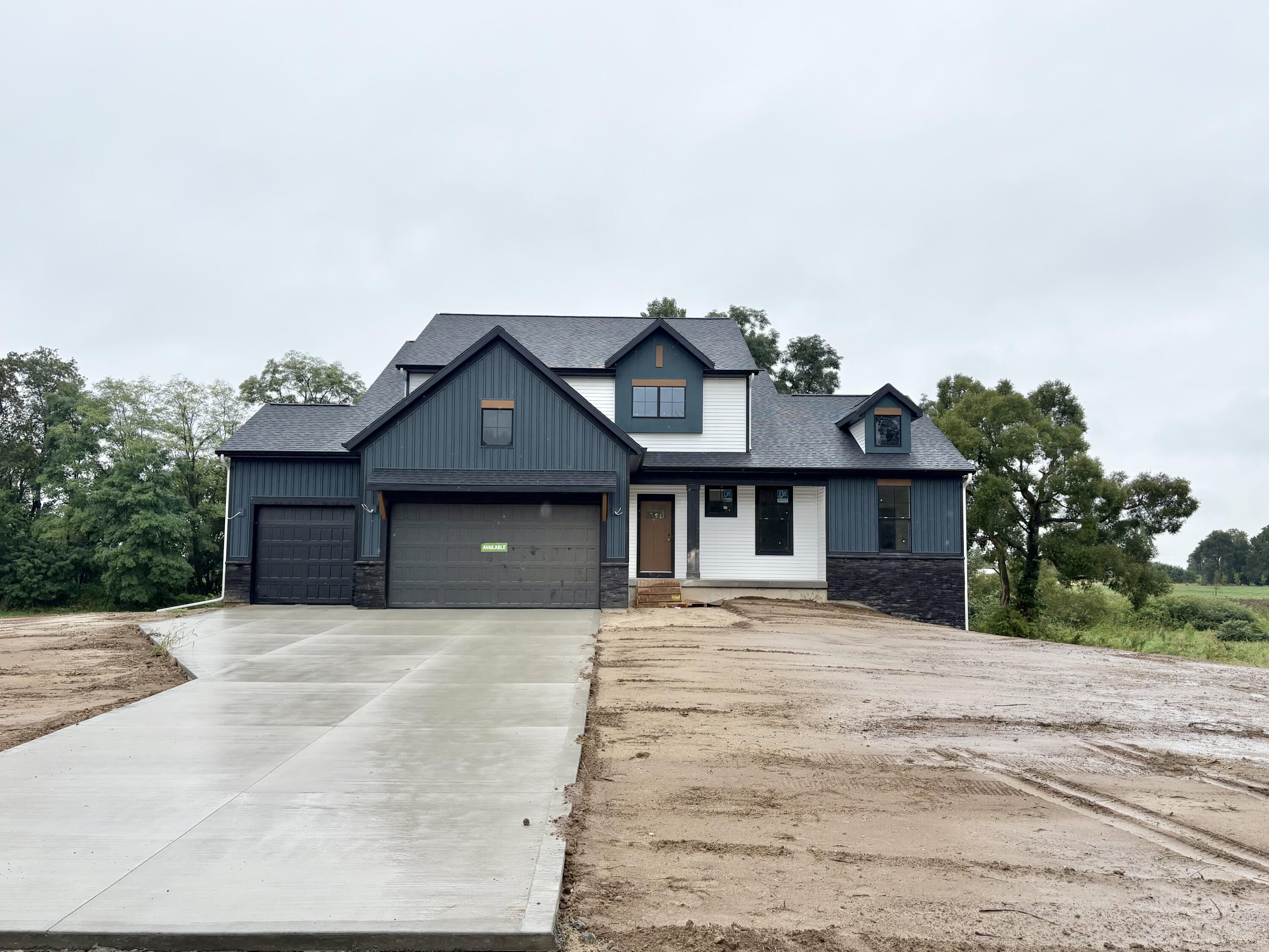 655 Sunfield Drive Property Photo 1