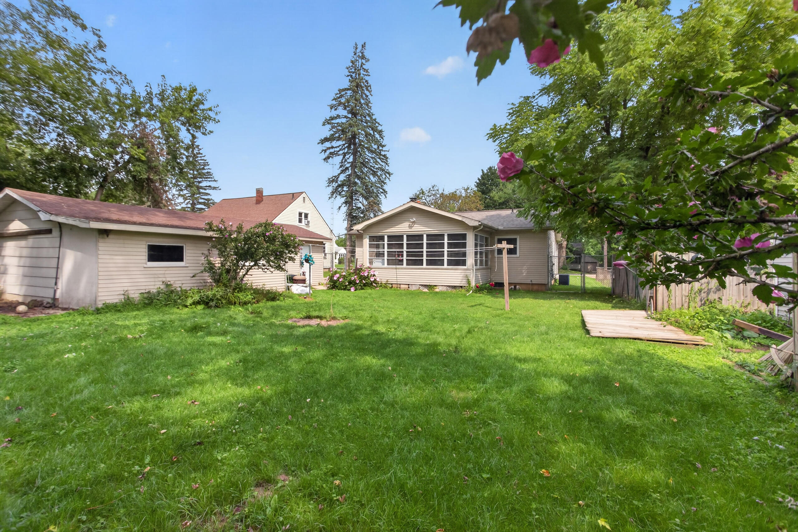 3029 Key Street Property Photo 3