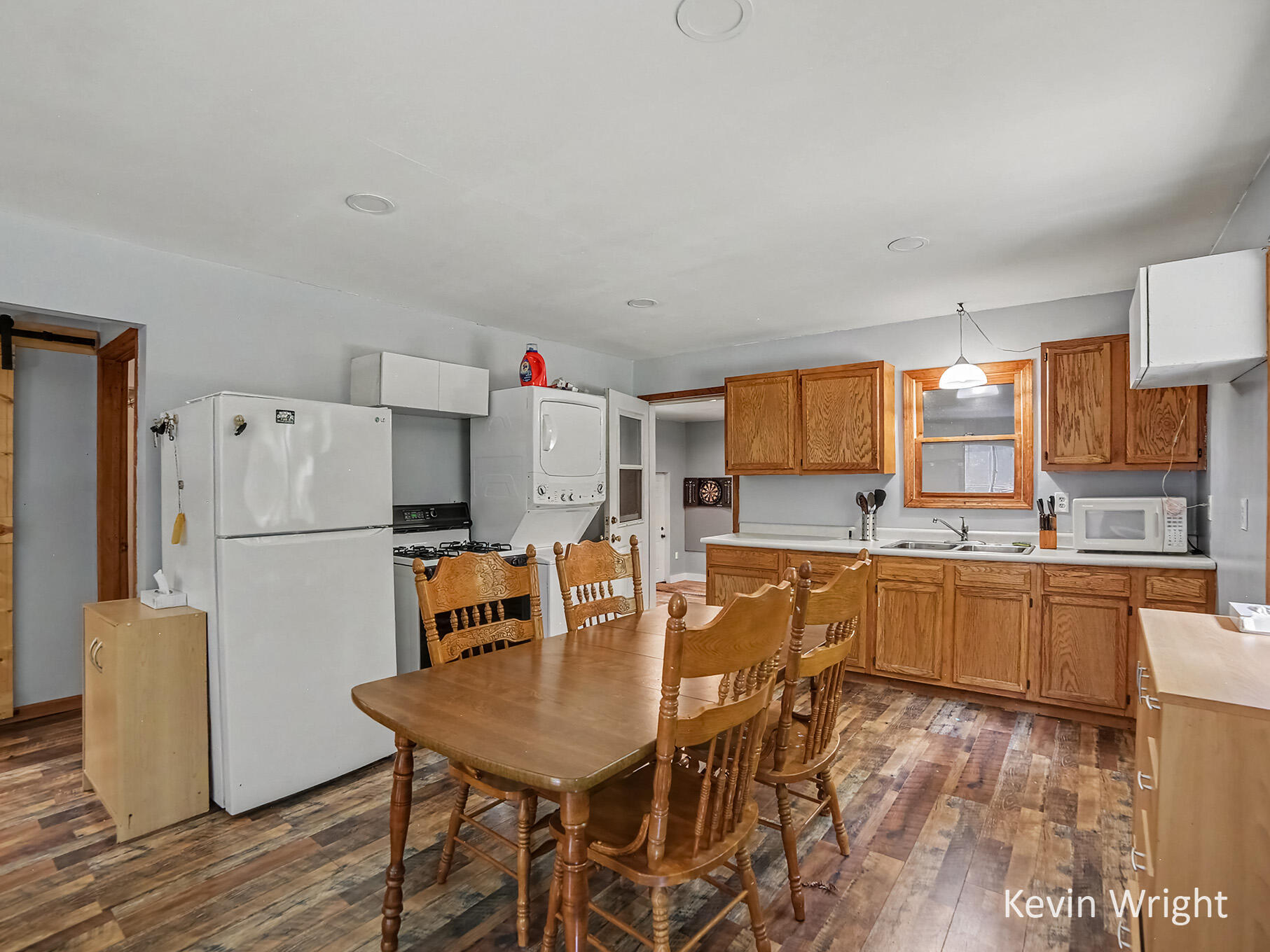 4415 E Arthur Road Property Photo 8