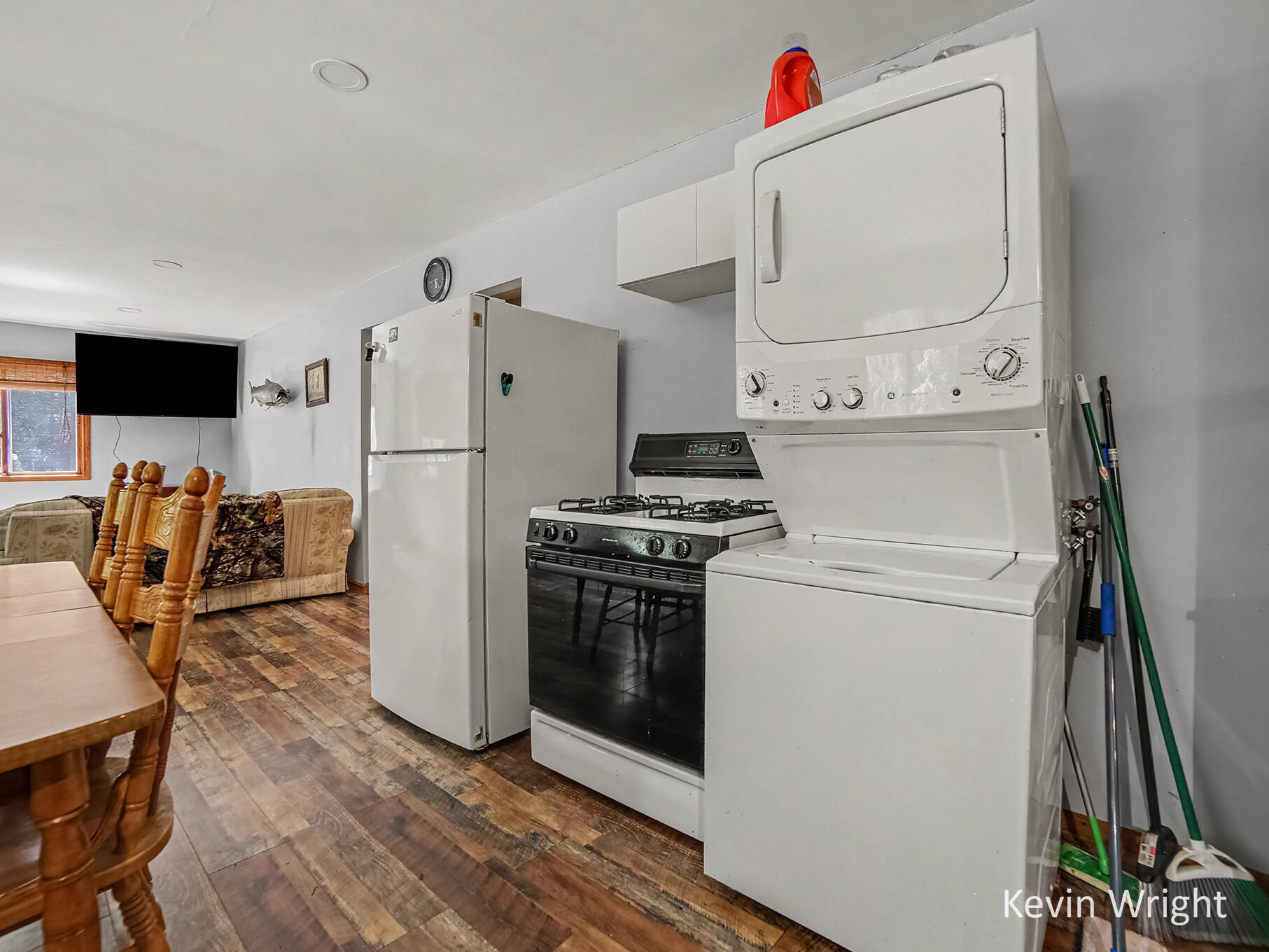 4415 E Arthur Road Property Photo 9