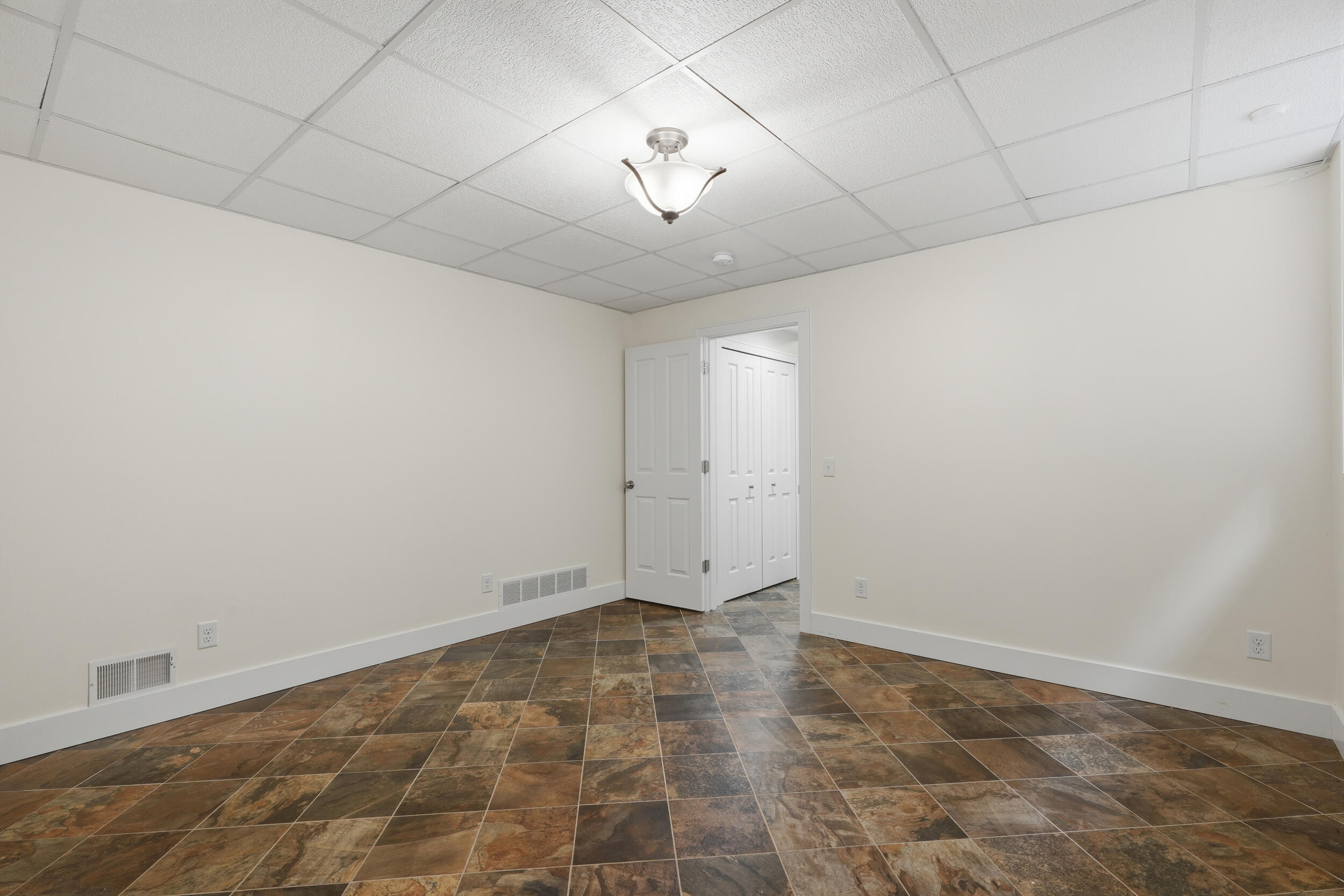 1010 Baldwin Avenue Property Photo 37