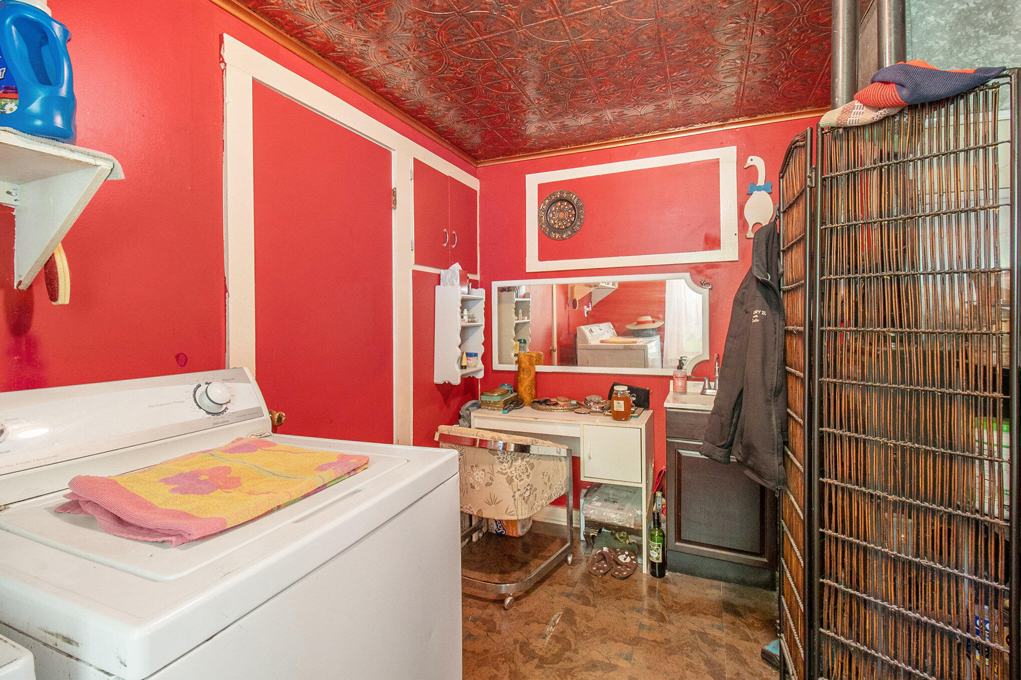8424 3rd Street Property Photo 46