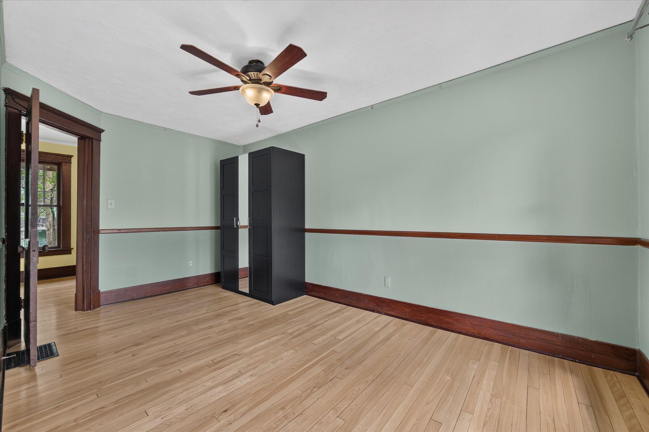 1213 W Liberty Street Property Photo 23