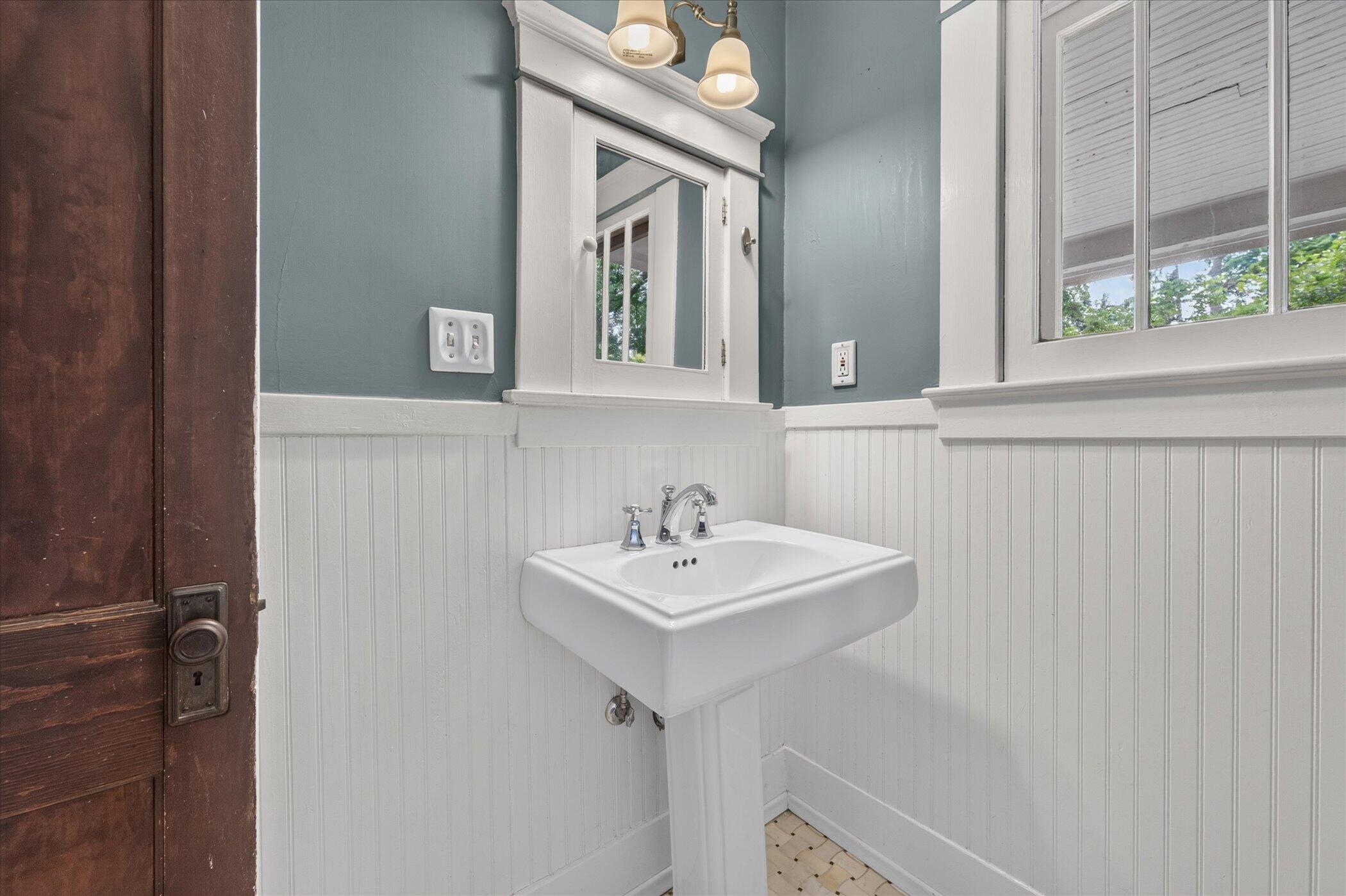 1213 W Liberty Street Property Photo 27