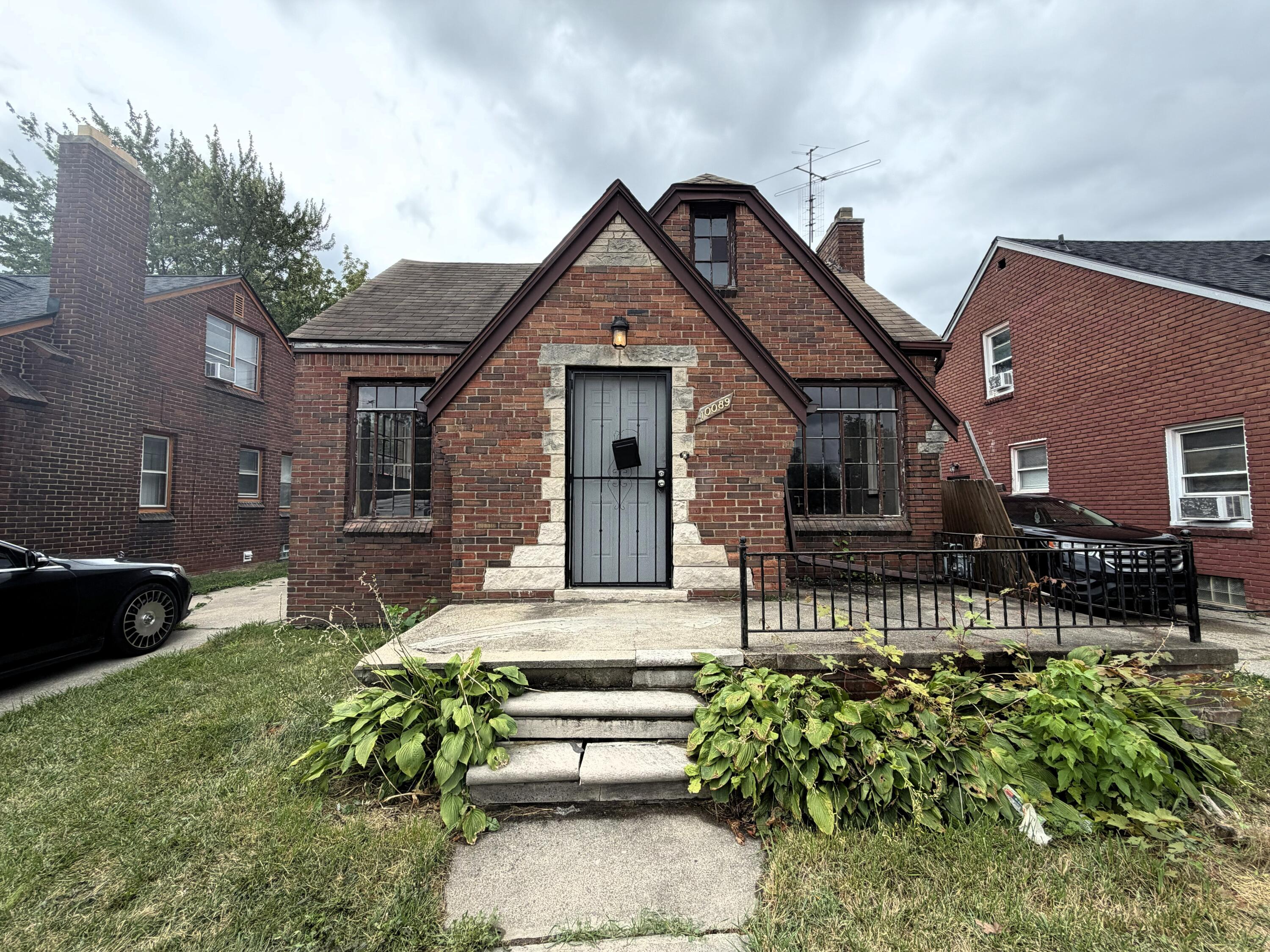 10089 Britain Street Property Photo 3