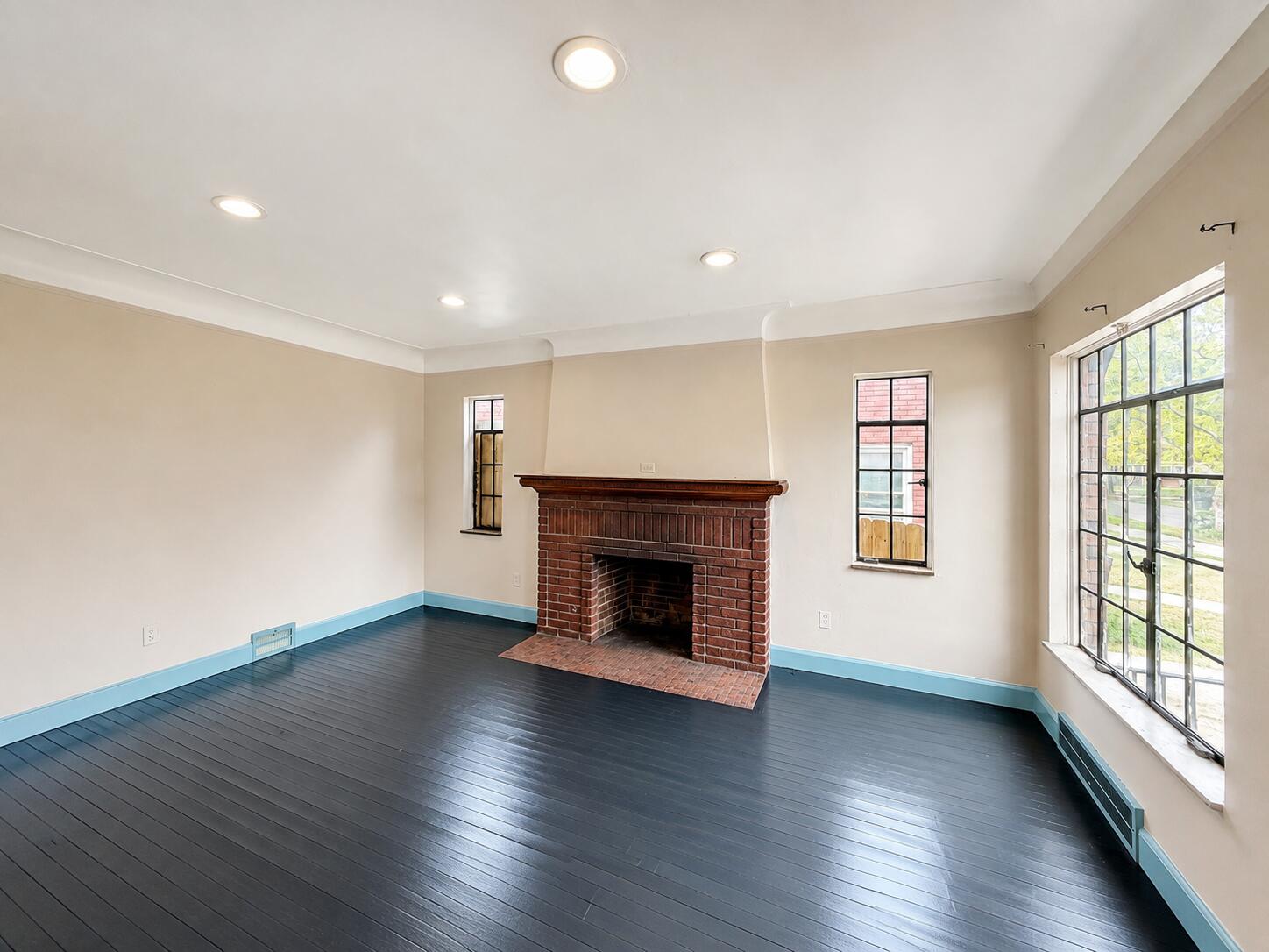 10089 Britain Street Property Photo 13