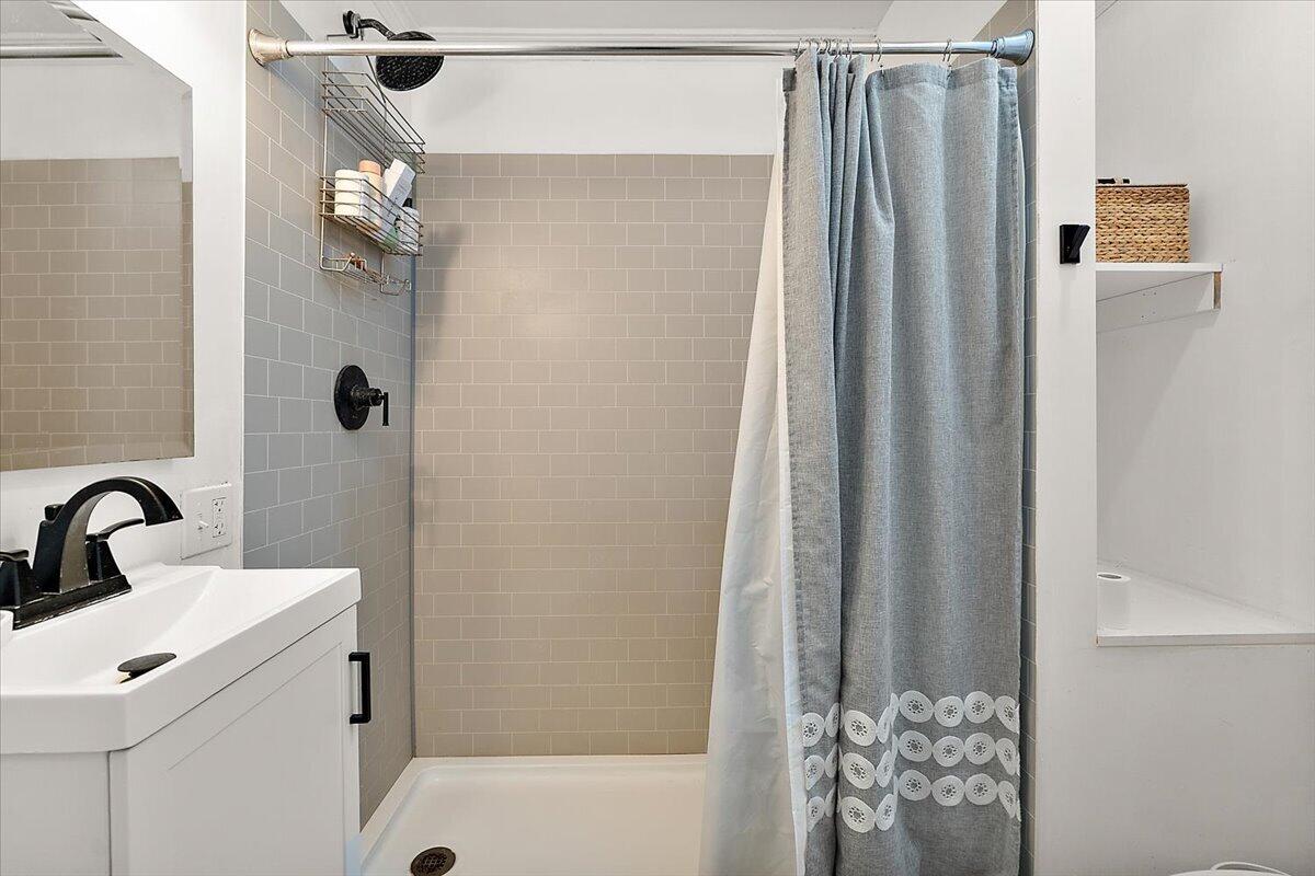 4801 Lake Street Property Photo 25