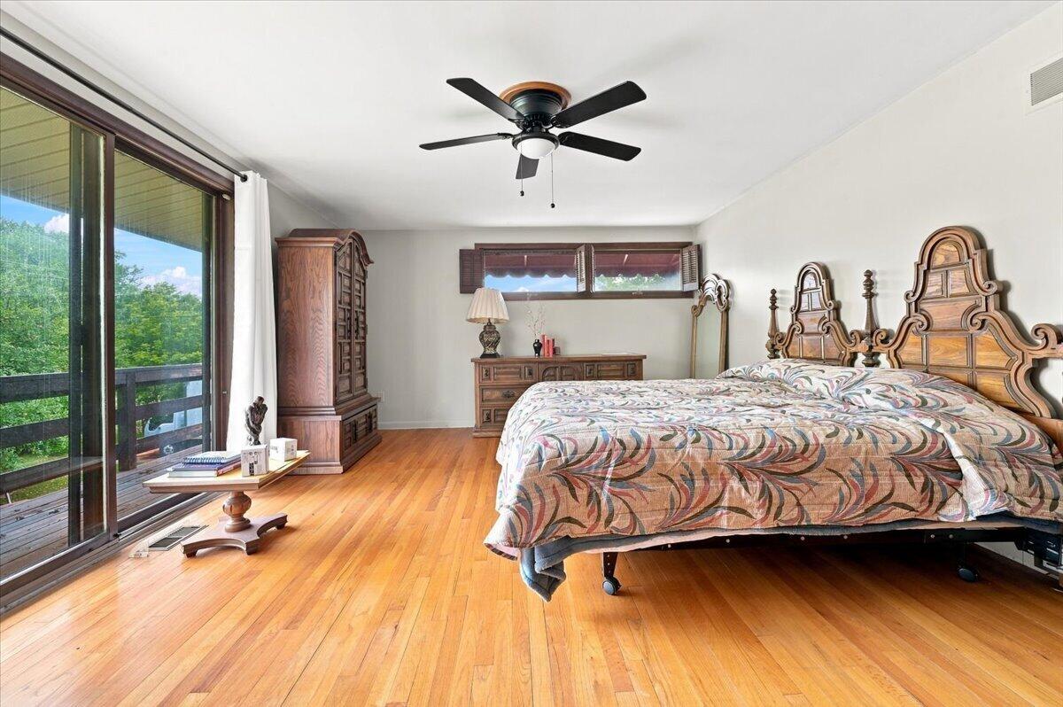 27218 Lehigh Street Property Photo 6