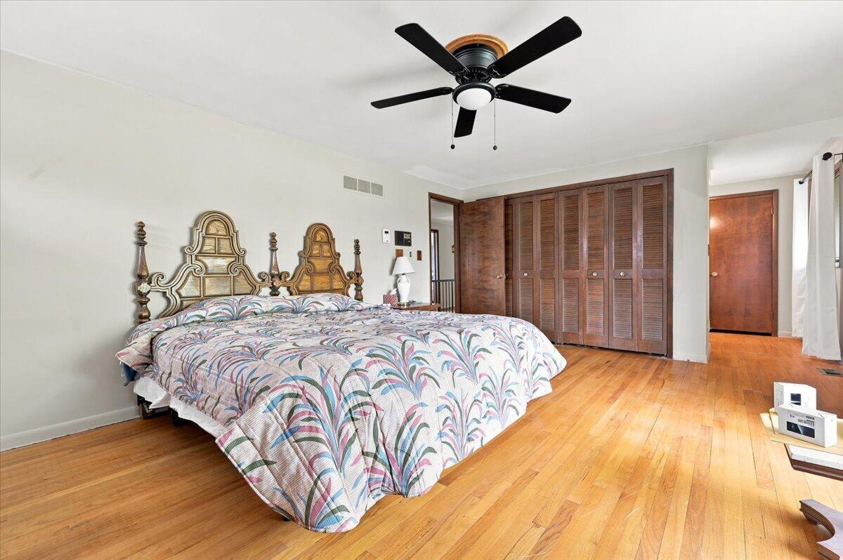 27218 Lehigh Street Property Photo 8