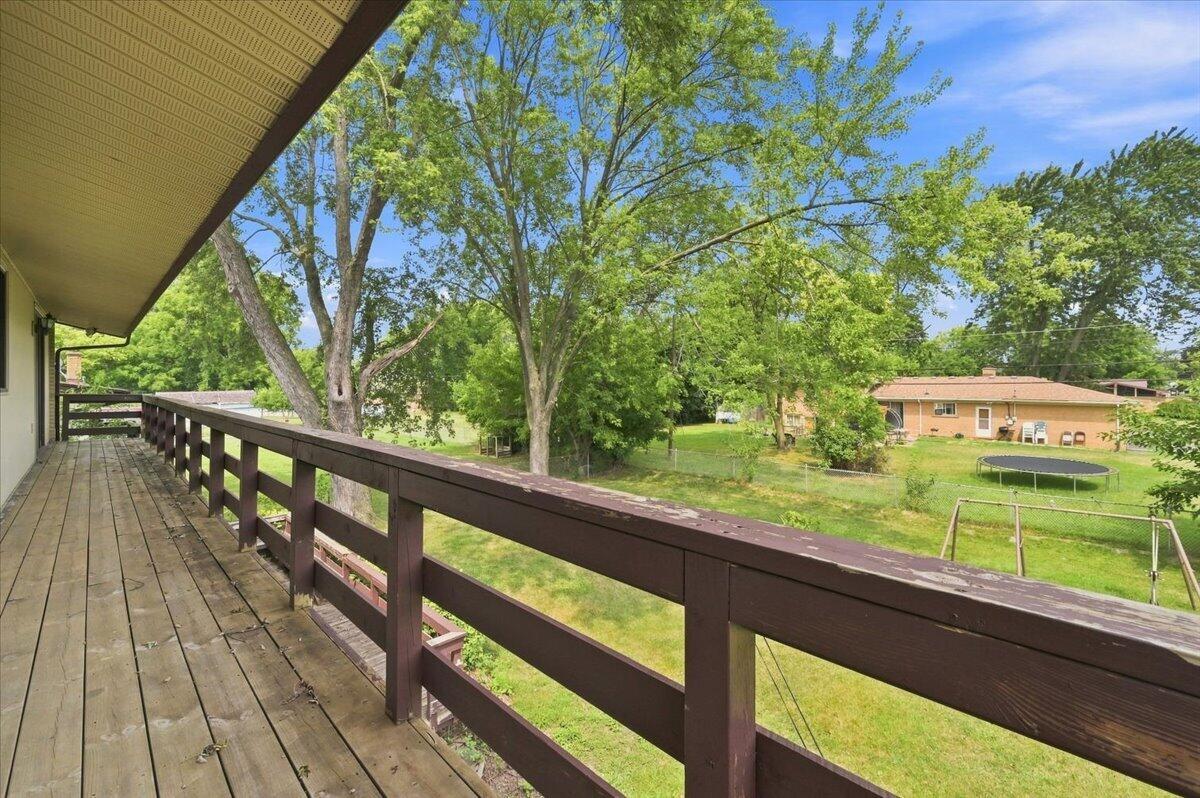27218 Lehigh Street Property Photo 11