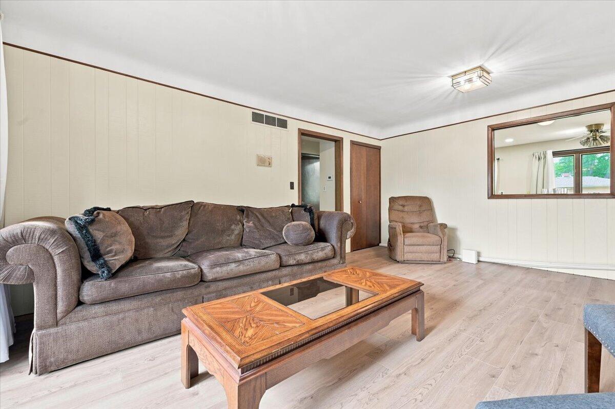 27218 Lehigh Street Property Photo 22