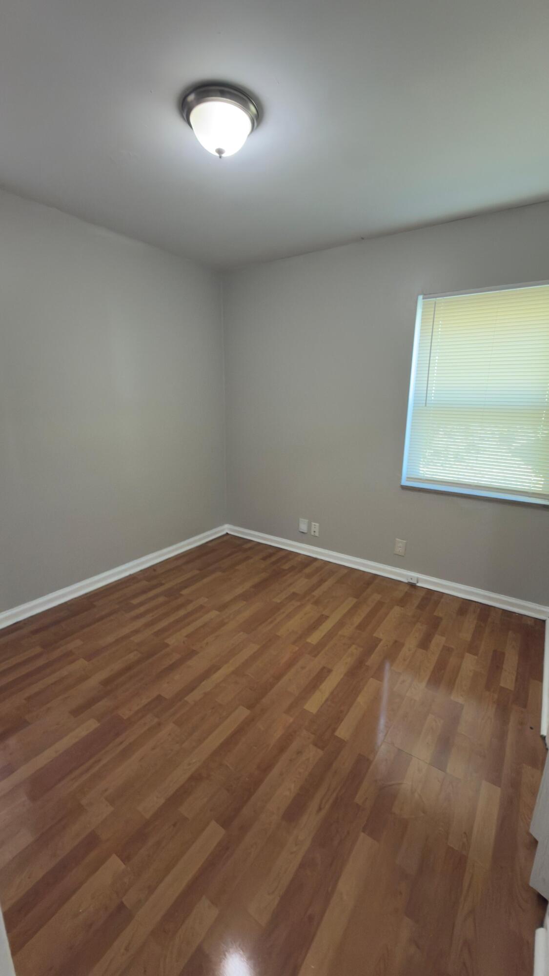 10370 Britain Street Property Photo 15
