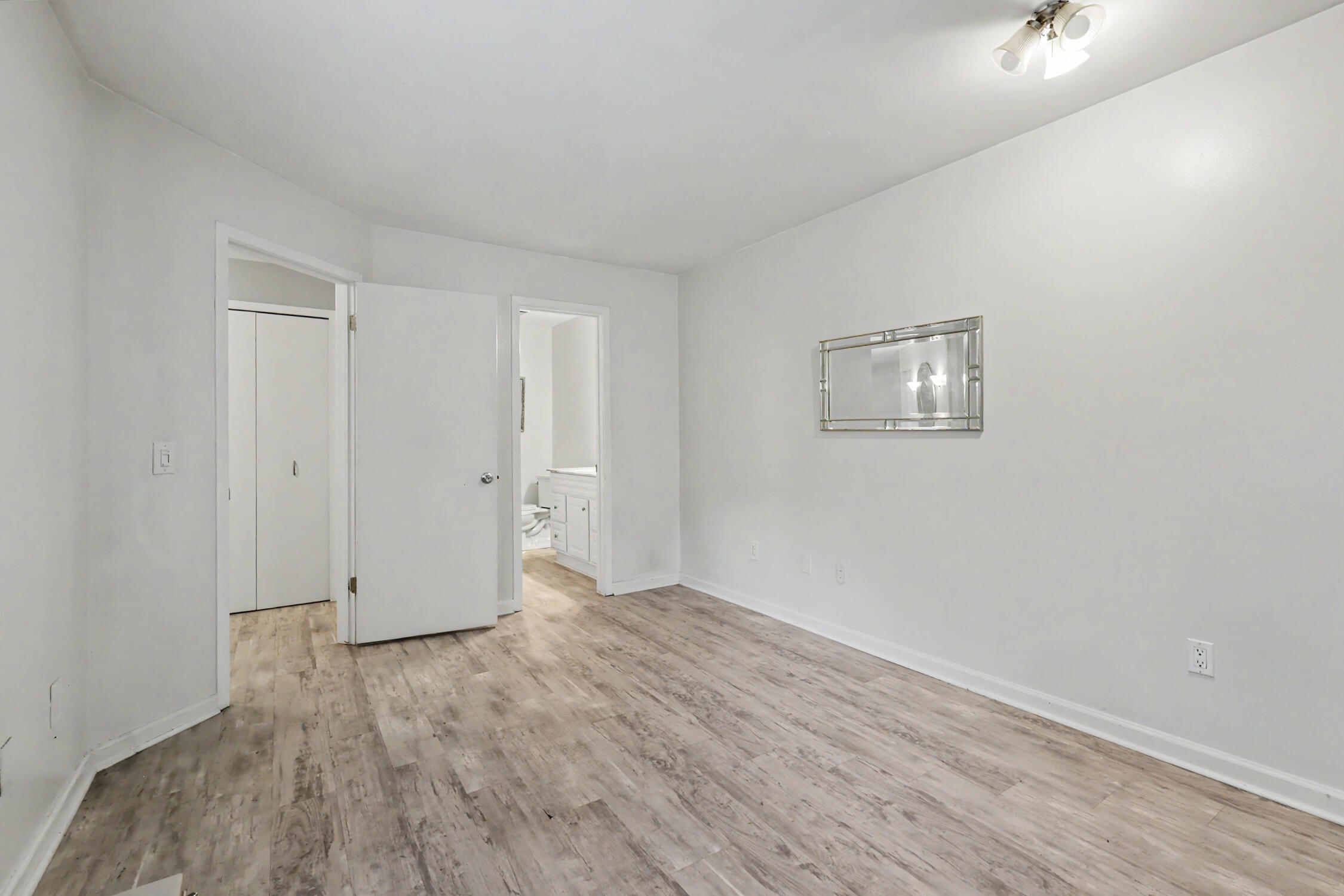 6600 Ridgefield Circle Property Photo 21