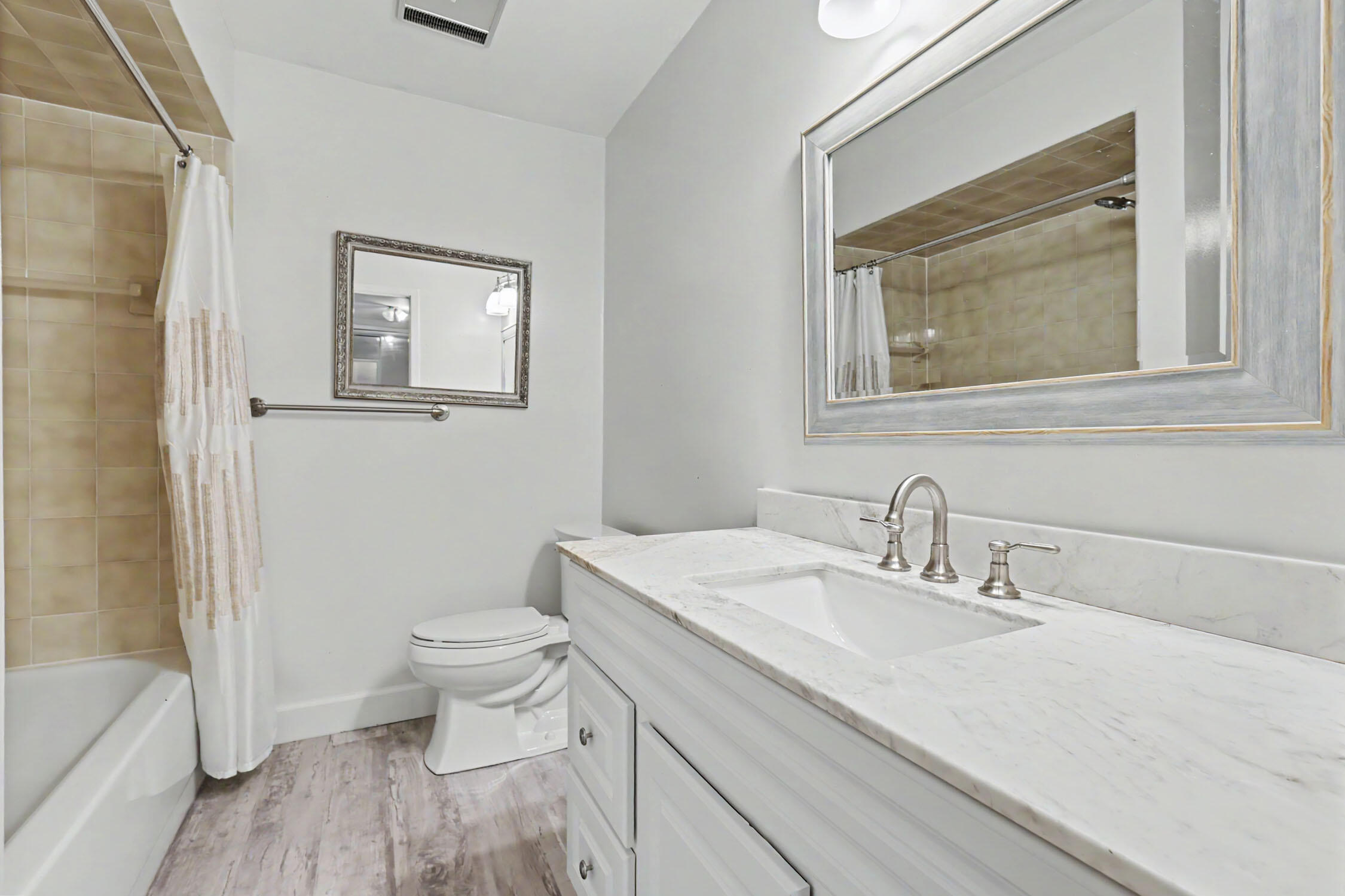 6600 Ridgefield Circle Property Photo 25